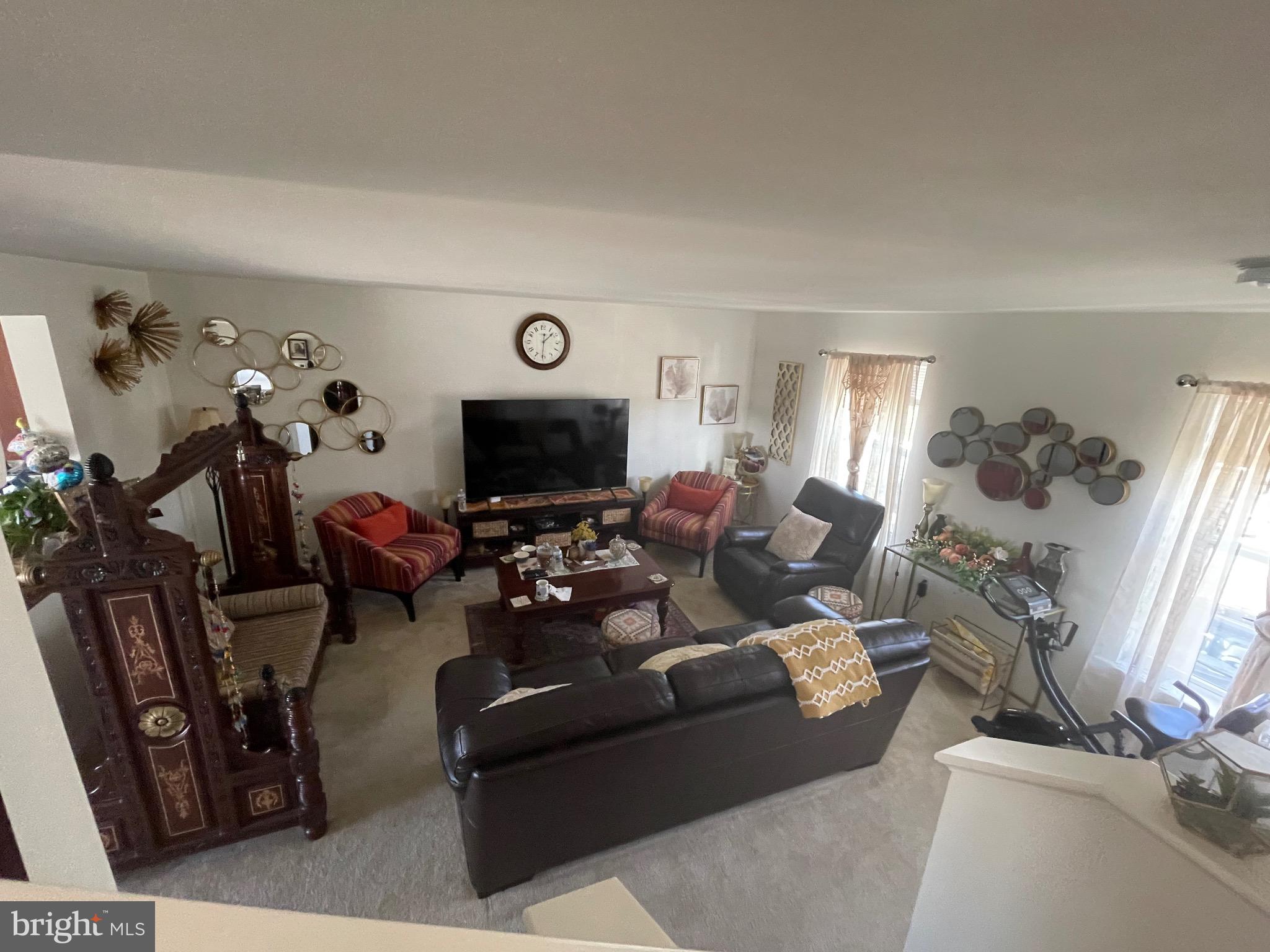 BRIAR RUN - Residential Lease