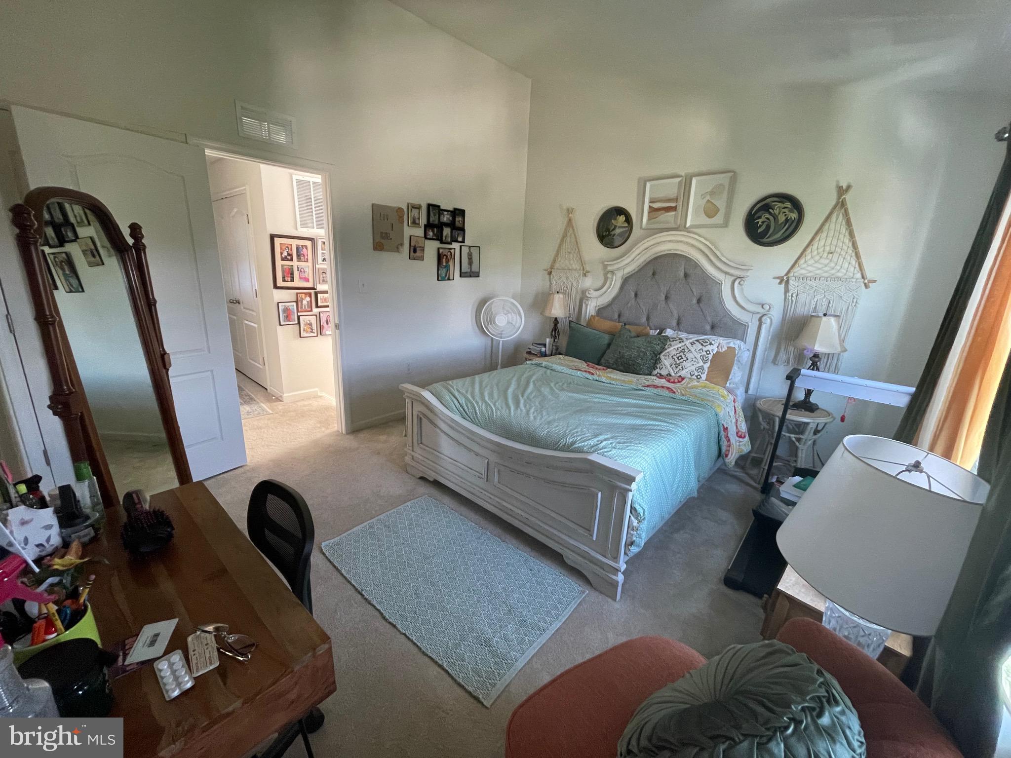 BRIAR RUN - Residential Lease