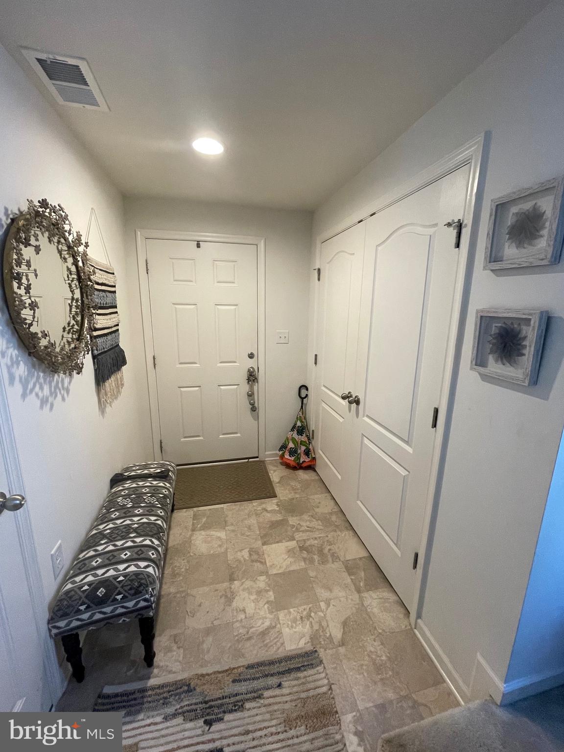 BRIAR RUN - Residential Lease