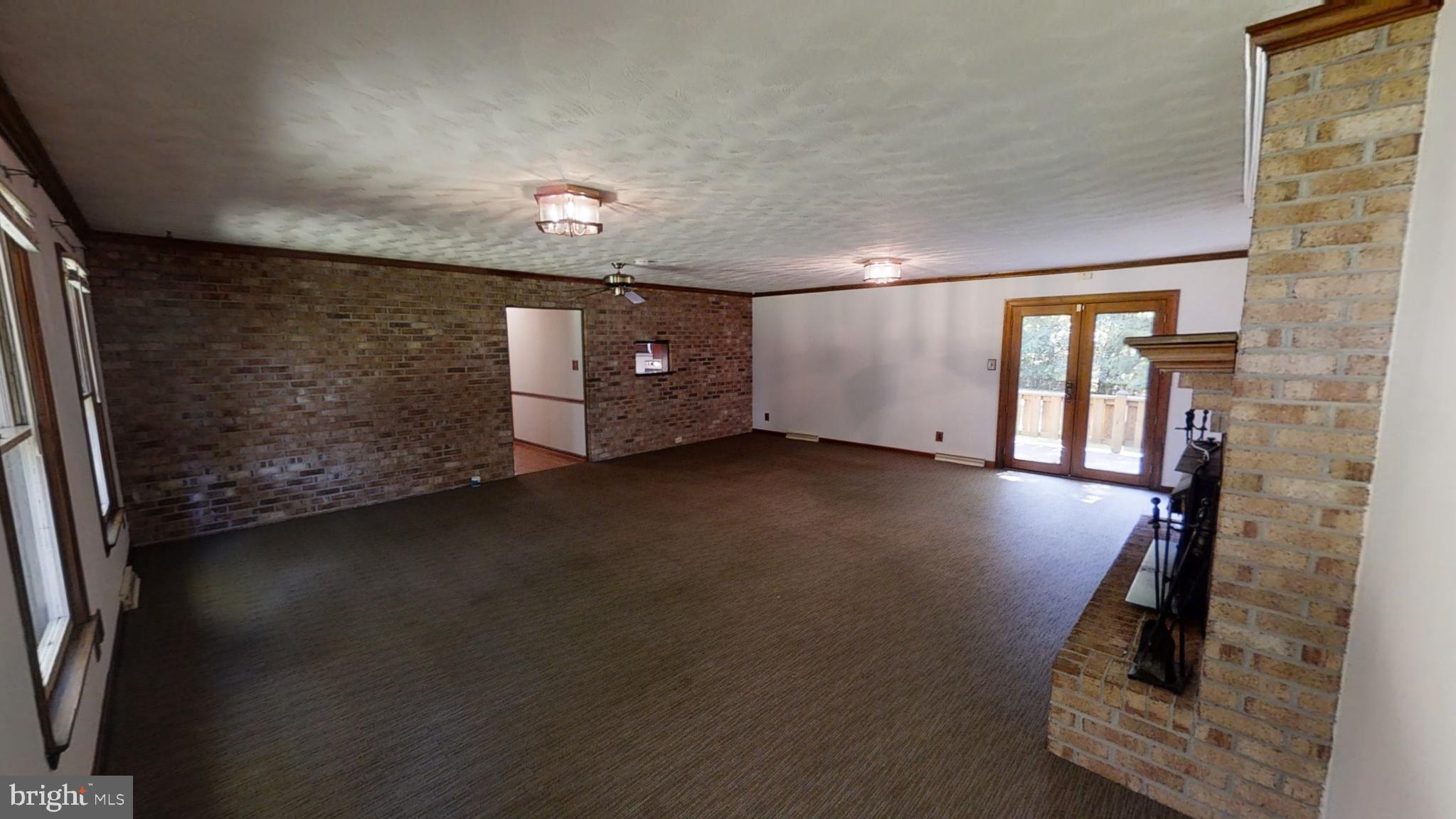 BILLINGSLEY PARK - Residential Lease