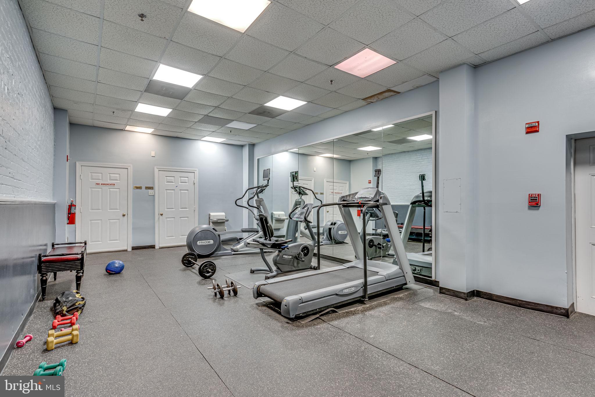 RIVERTON - Residential Lease