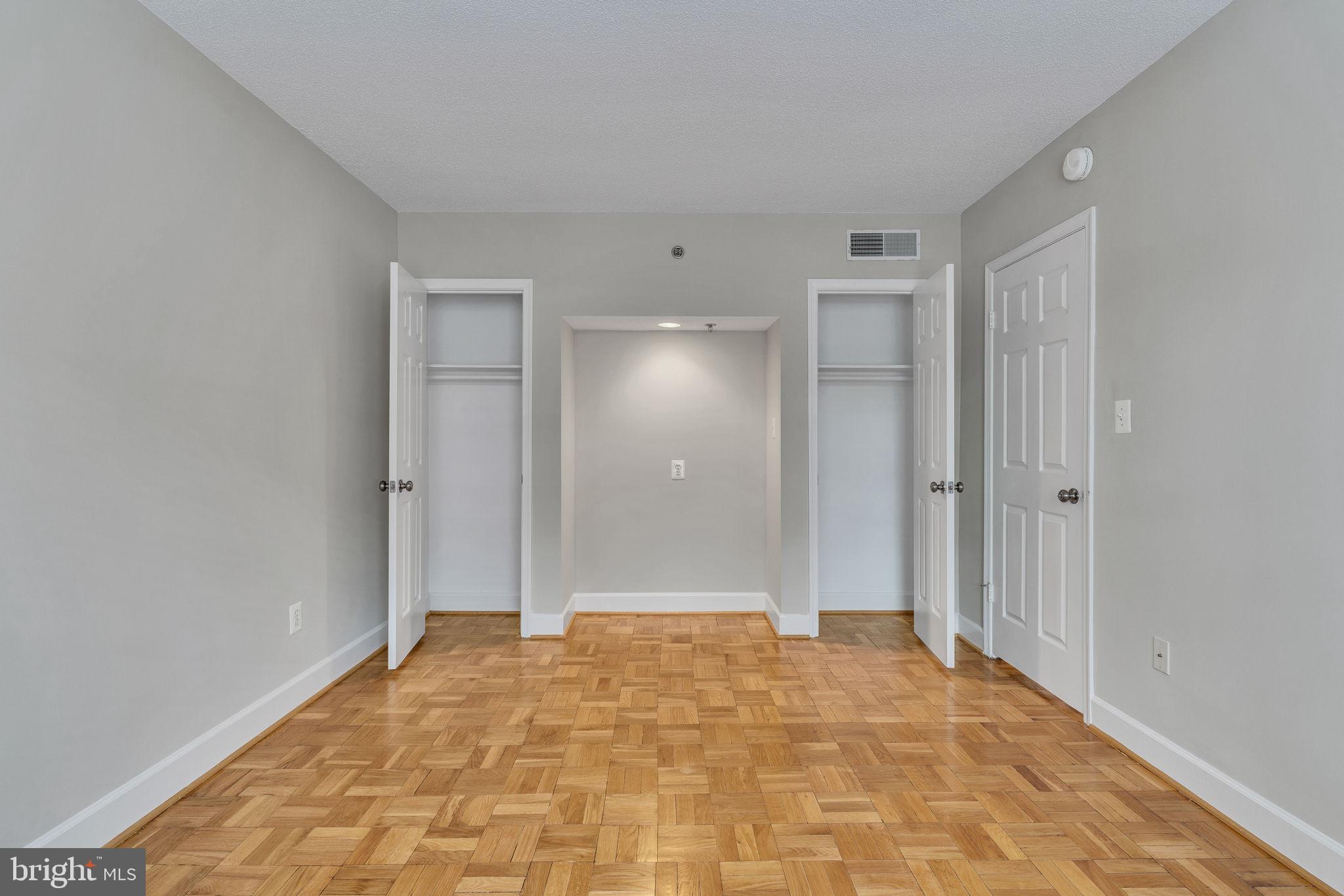 RIVERTON - Residential Lease