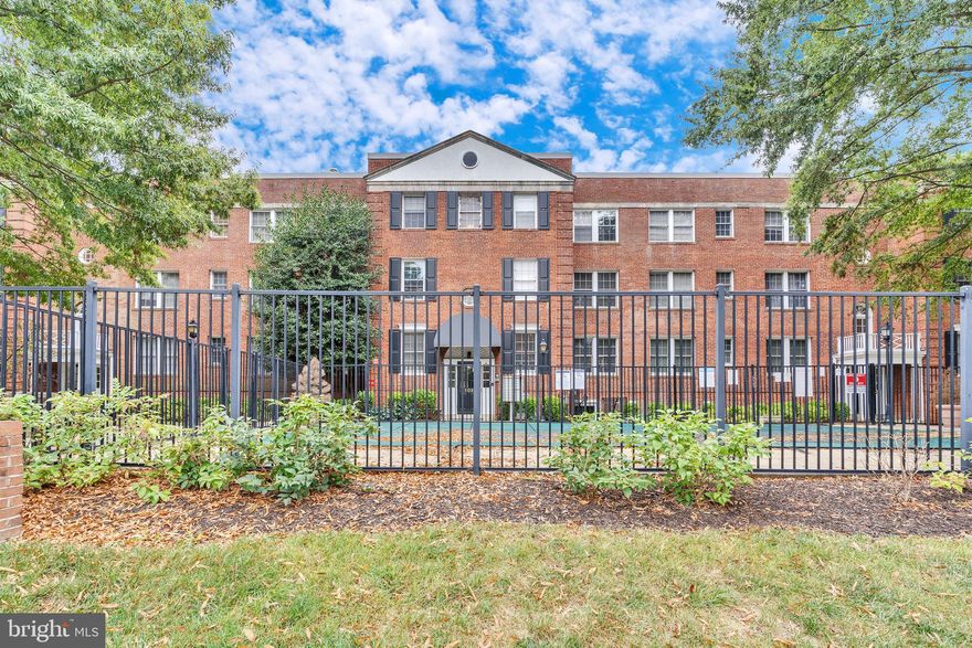 This one won’t last! Move-in ready one bedroom, one-bath unit in adorable Riverton Community in historic Old Town Alexandria. Everything you need and more in the ideal location. Hardwood floors throughout. Compact yet efficient kitchen features granite countertops, stainless steel appliances, breakfast bar, and custom cabinetry that maximizes storage space. Clean and modern bathroom. Sizable bedroom. Ample closet space. In-unit laundry. Building amenities include community pool, gym, bike room, and one assigned parking lot space (#61). Ideally situated just minutes from quaint coffee shops, restaurants, and grocery stores, and steps from the vibrant King Street. Score of 81 and Bike Score of 87. Harris Teeter is an easy 10-minute walk. Just one mile to Braddock Rd metro, plus Metro bus right out front of condo community. Immediate access to nearby bike and walking trails (Mount Vernon trails and Potomac River). Commuting? Conveniently located off George Washington Memorial Pkwy, just a 10-minute drive to the Pentagon, JBAB, Navy Yard, Ronald Reagan National Airport, and DC. Tenant is responsible for move-in/out fees to HOA. Tenant must also follow HOA rules regarding moving into the building; restricted days/times, required notice, etc. No Sunday moves. Pet friendly!! Owner will allow one pet (cats and dogs OK) with refundable pet deposit.