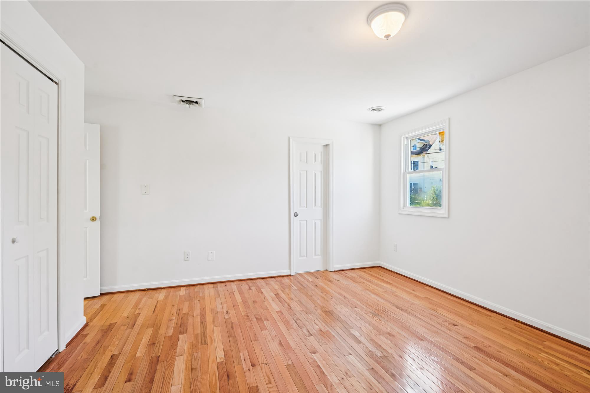 ANNALEE HEIGHTS - Residential