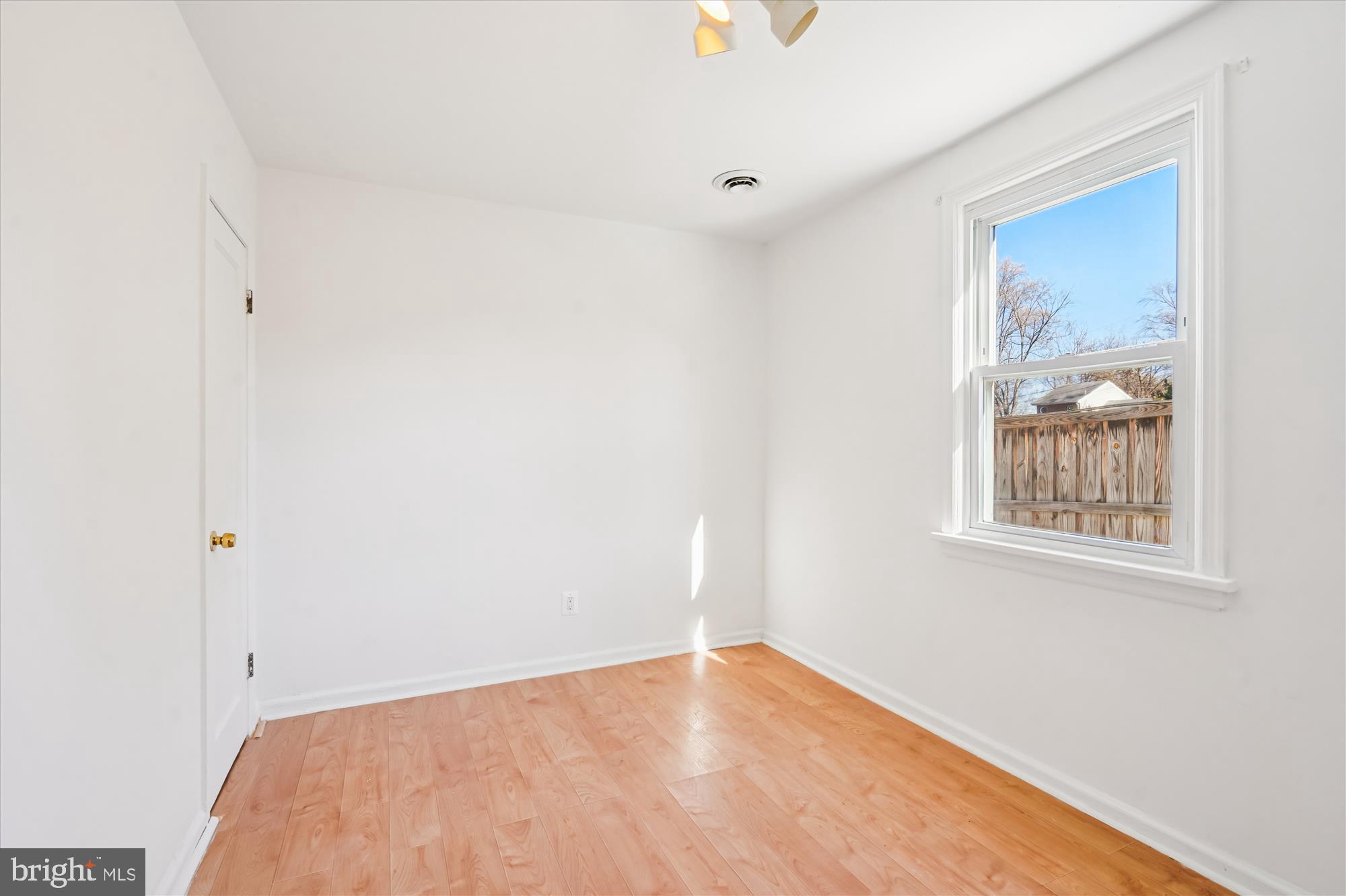 ANNALEE HEIGHTS - Residential