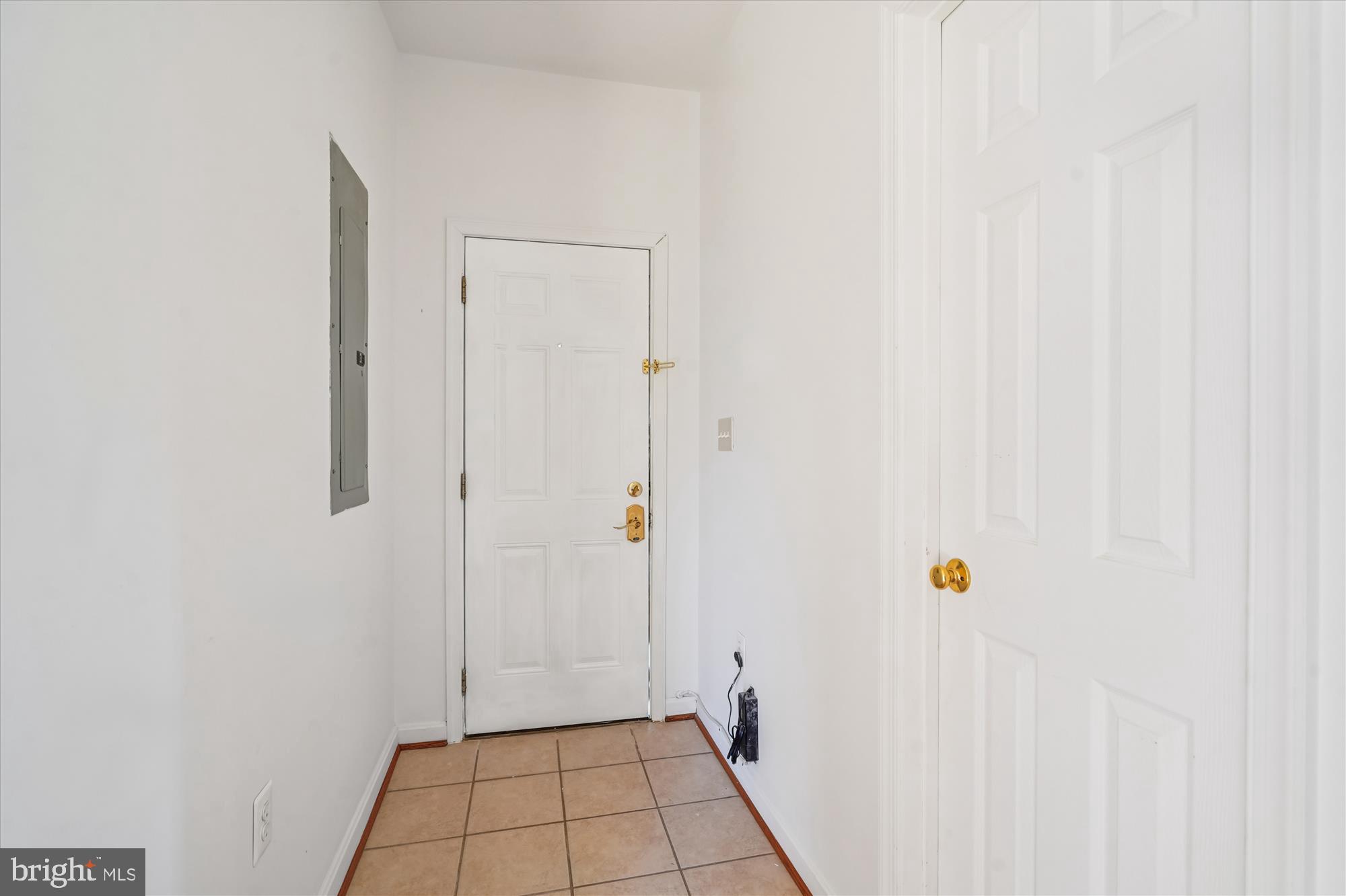 ANNALEE HEIGHTS - Residential