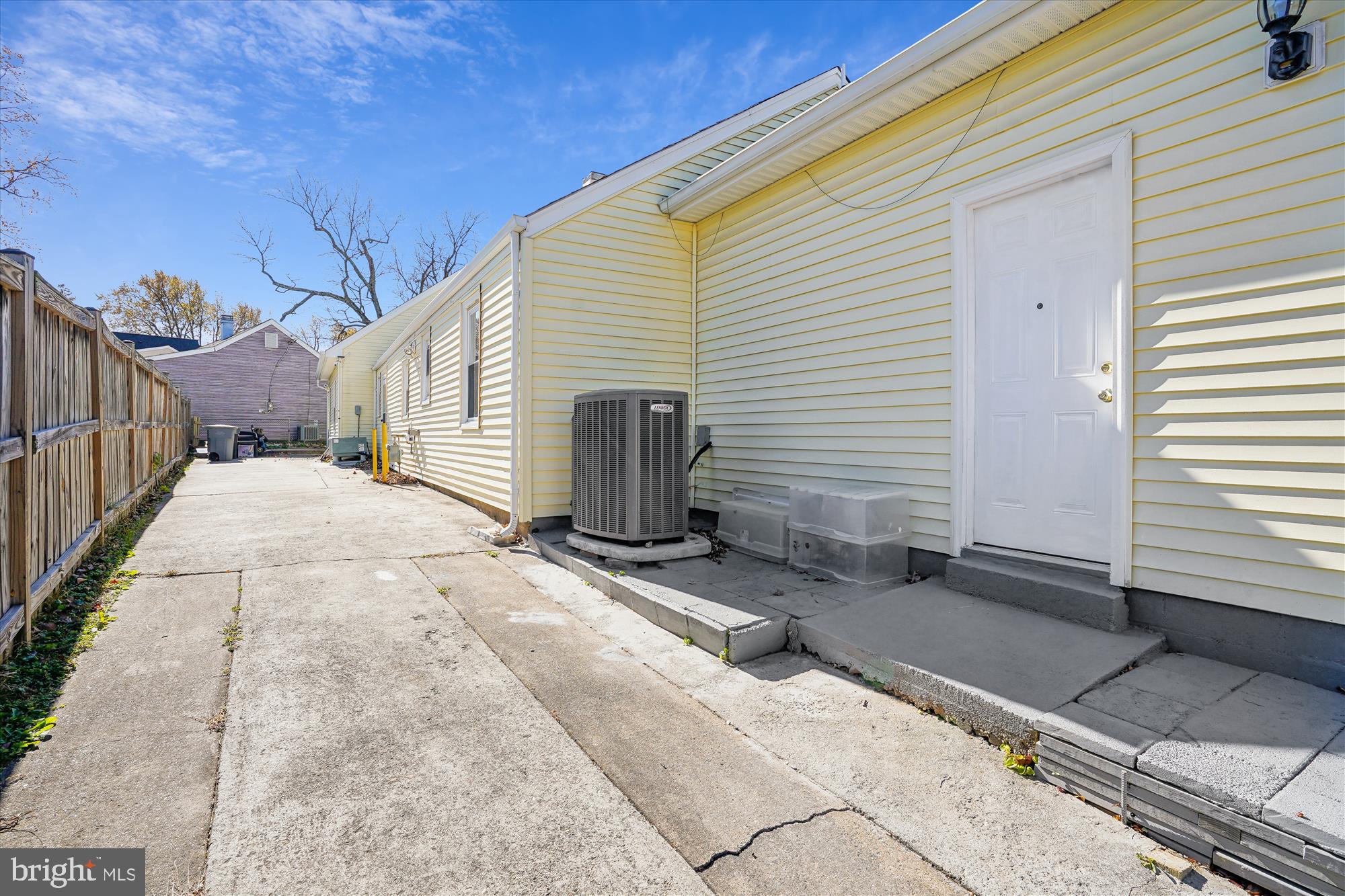 ANNALEE HEIGHTS - Residential