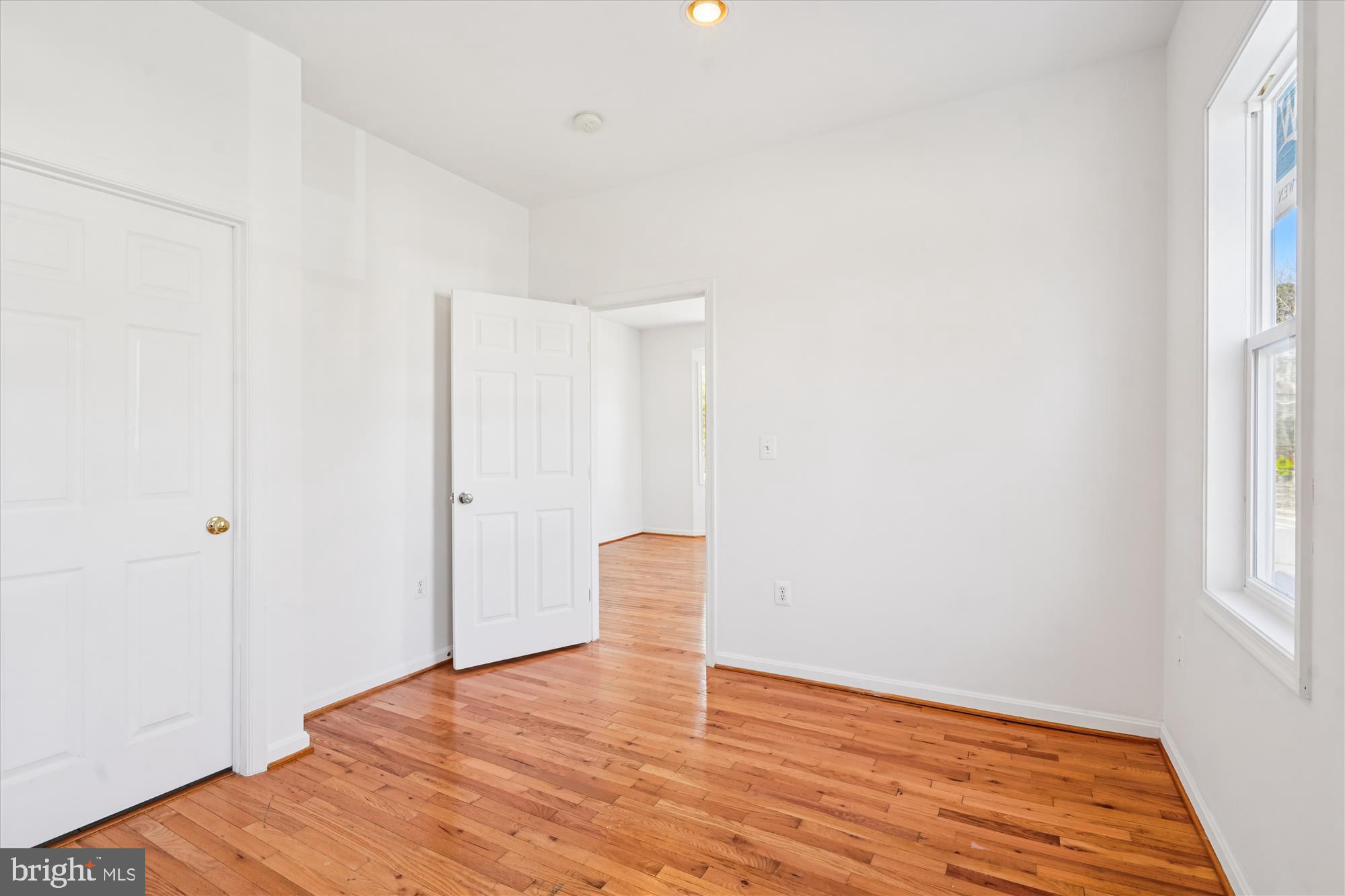 ANNALEE HEIGHTS - Residential