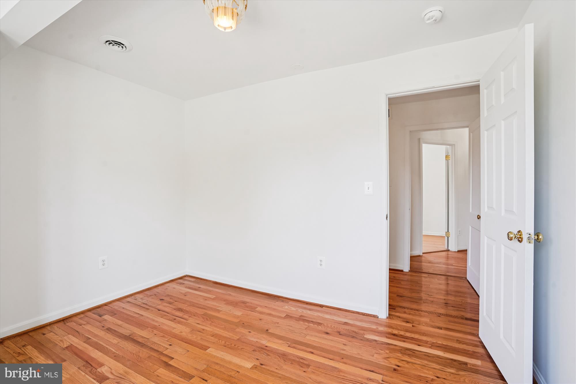 ANNALEE HEIGHTS - Residential