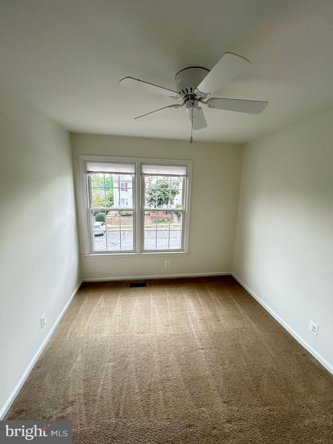 OAK SPRINGS - Residential Lease