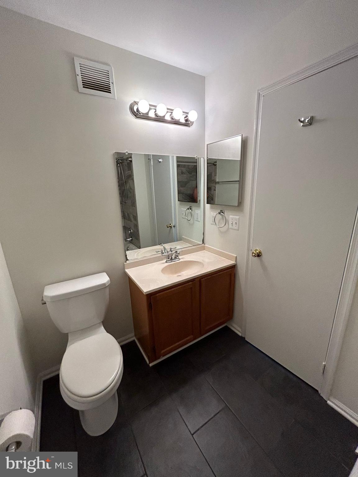 OAK SPRINGS - Residential Lease