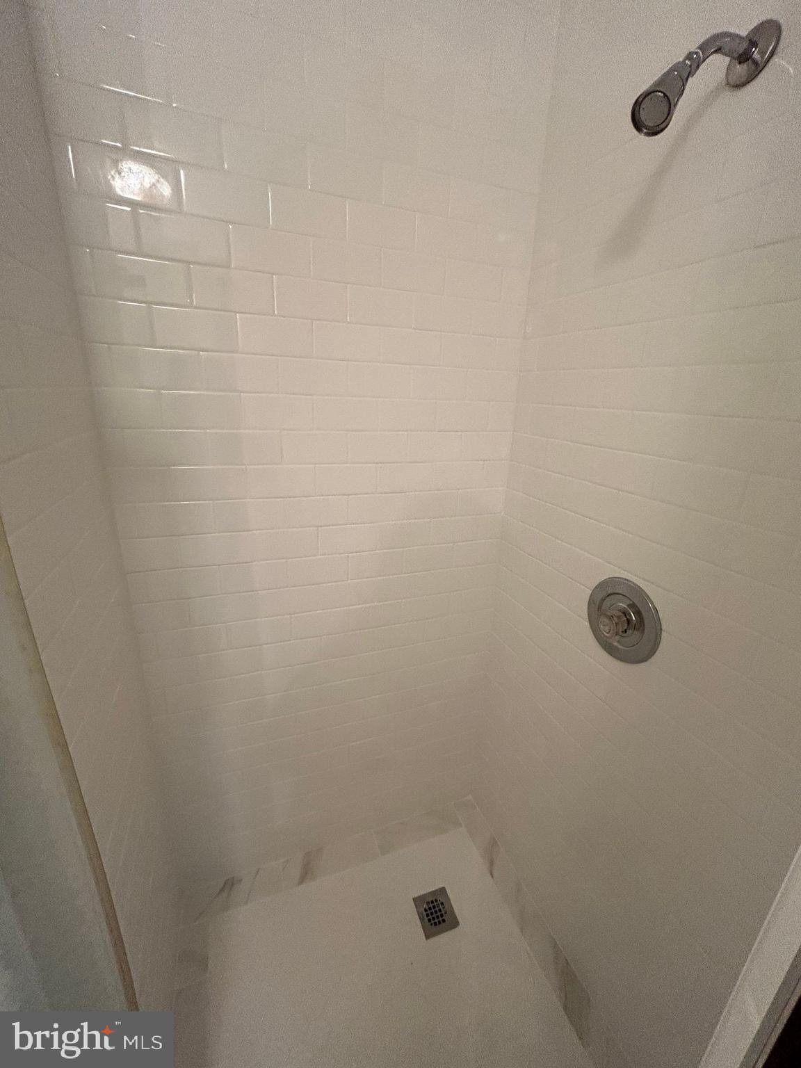 OAK SPRINGS - Residential Lease