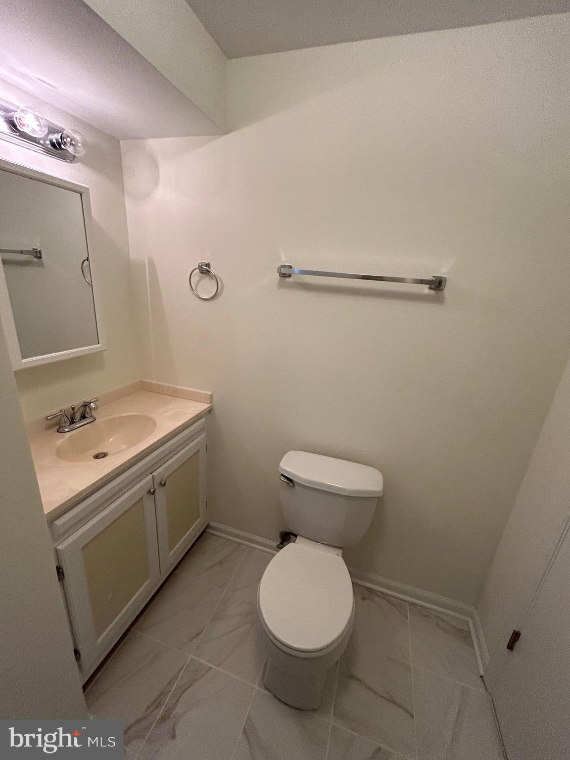 OAK SPRINGS - Residential Lease