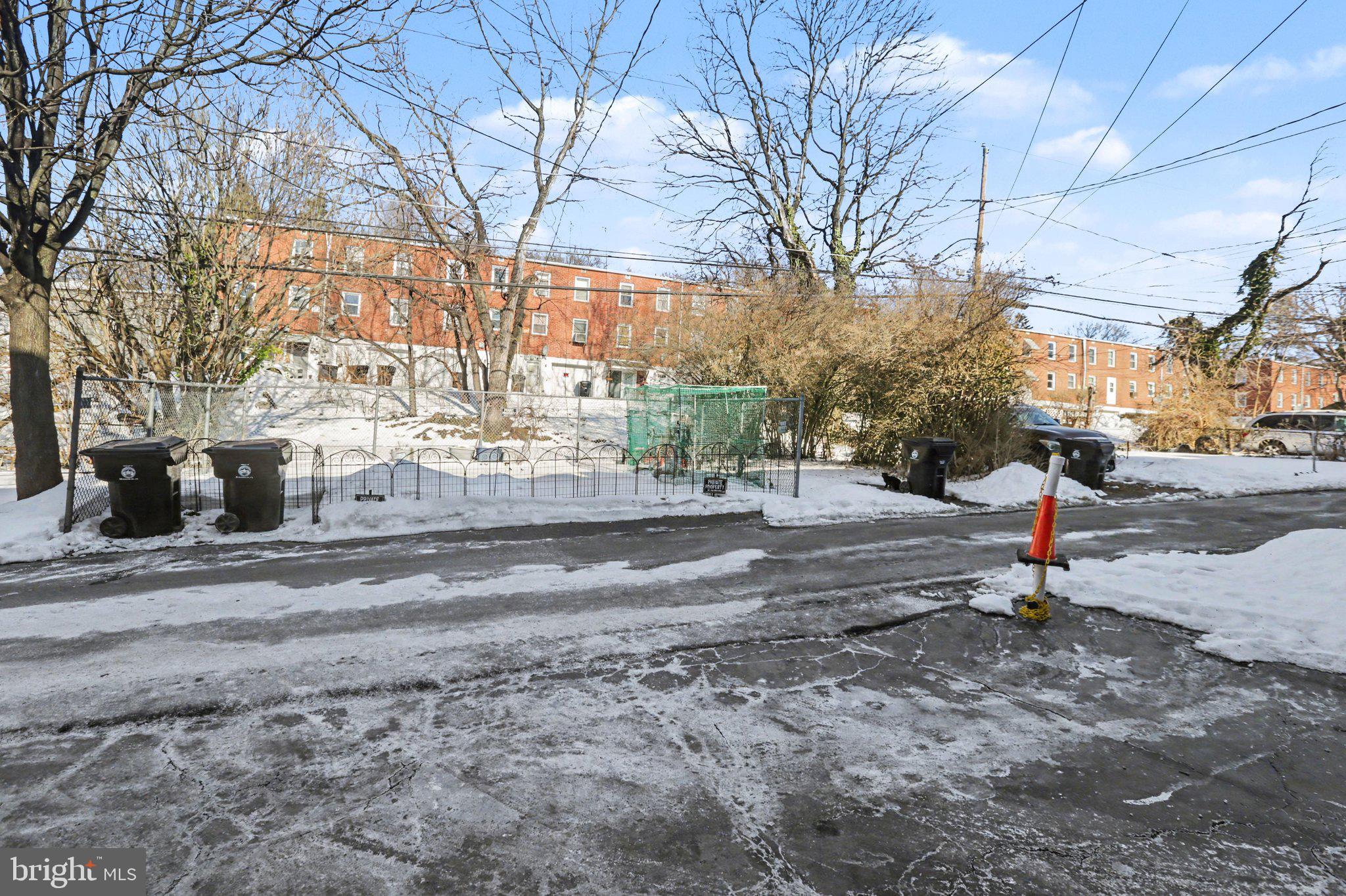 MELROSE GARDENS - Residential