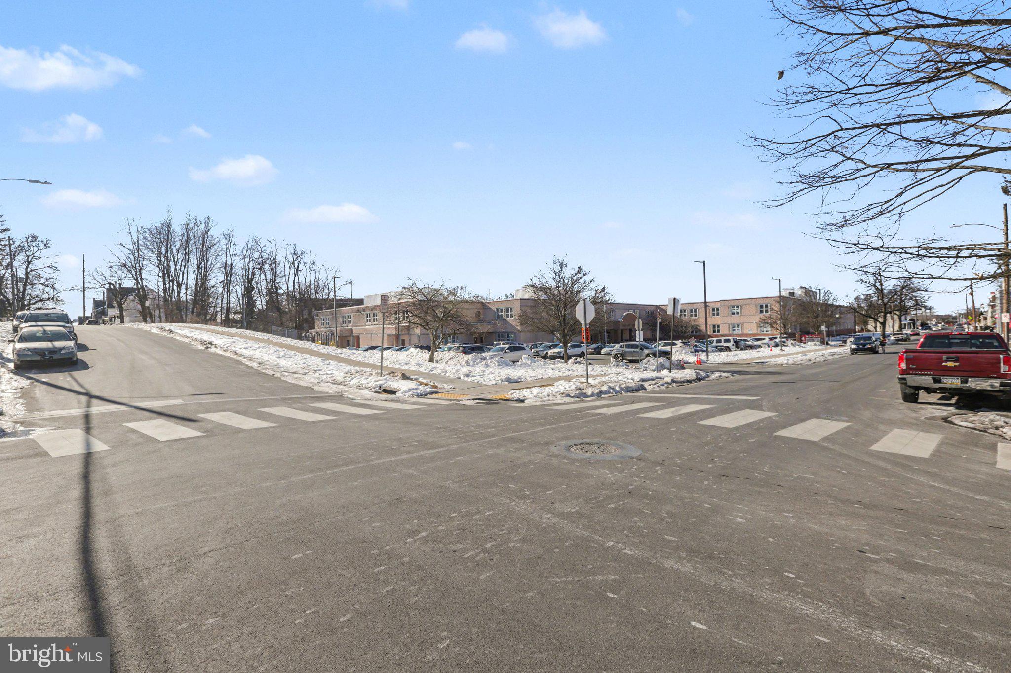 MELROSE GARDENS - Residential