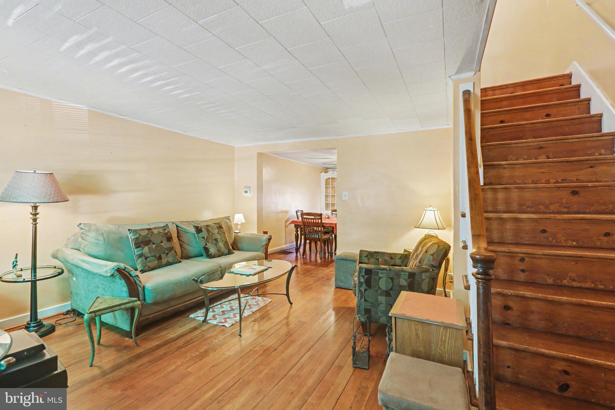 MELROSE GARDENS - Residential