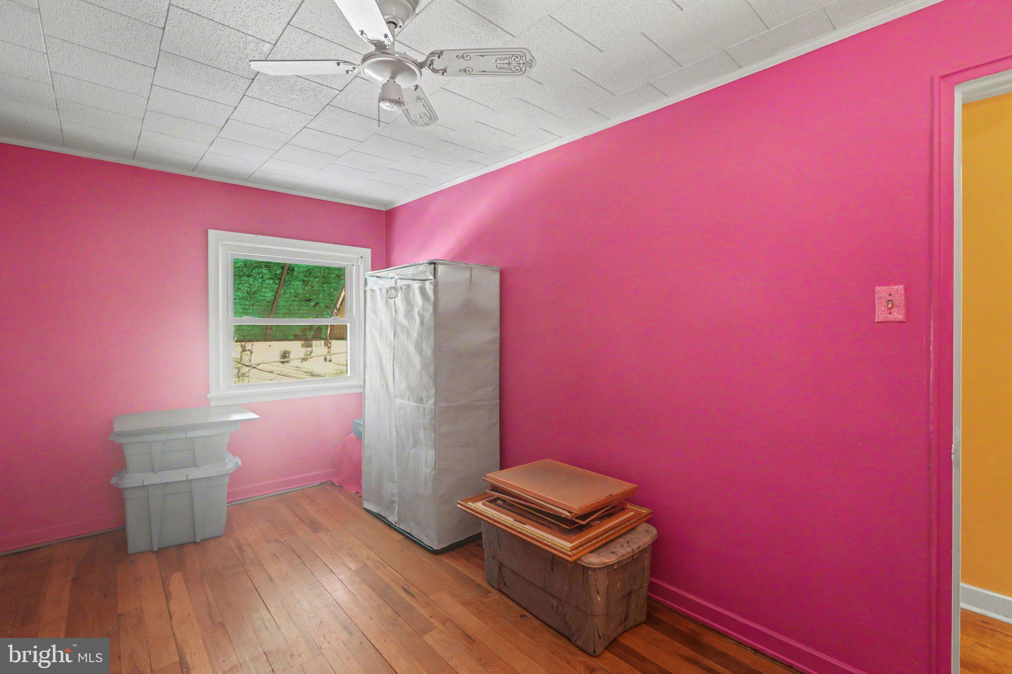 MELROSE GARDENS - Residential