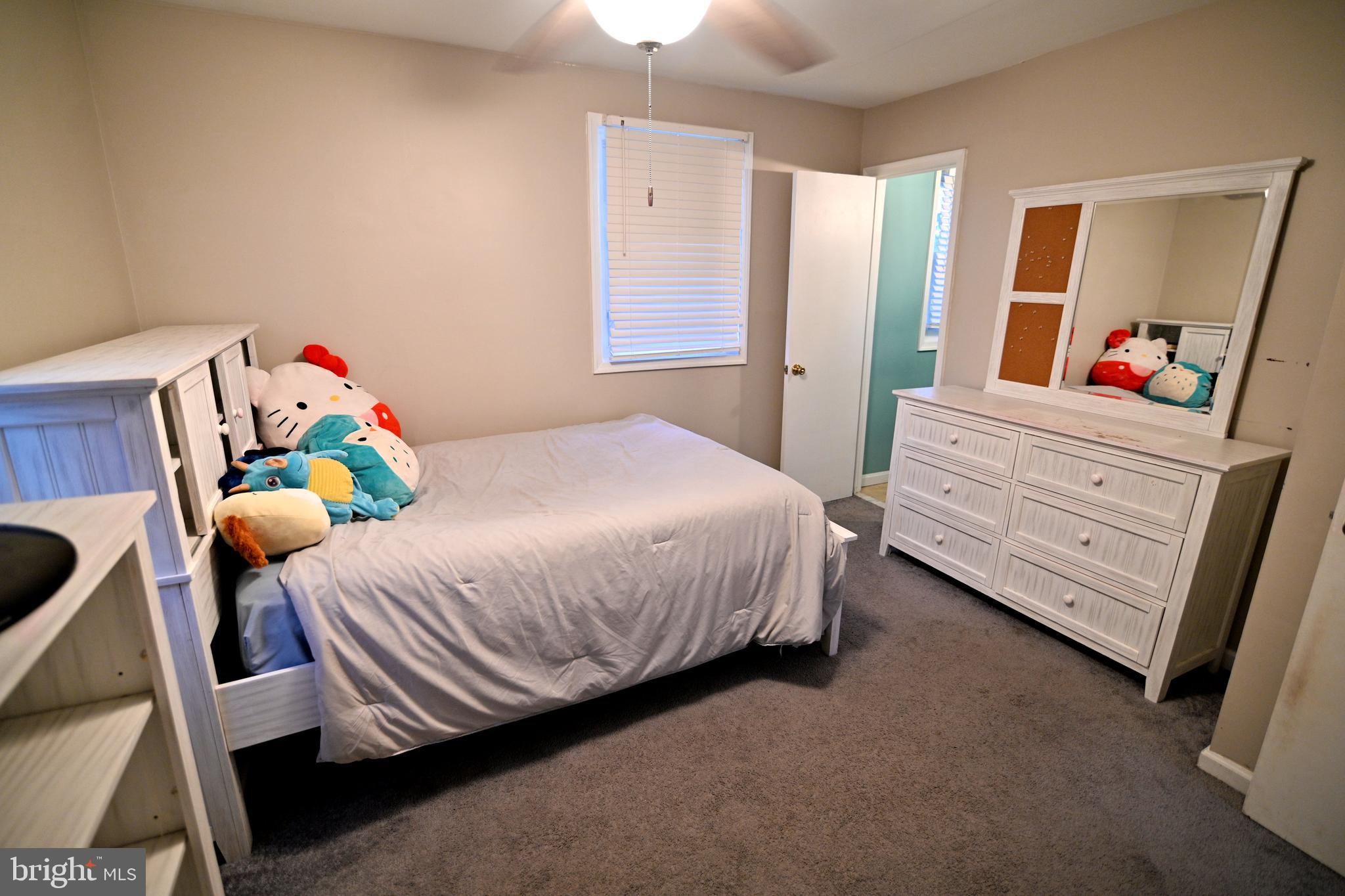 COUNTRY CLUB SOUTH - Residential