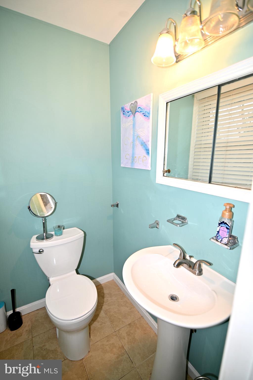 COUNTRY CLUB SOUTH - Residential