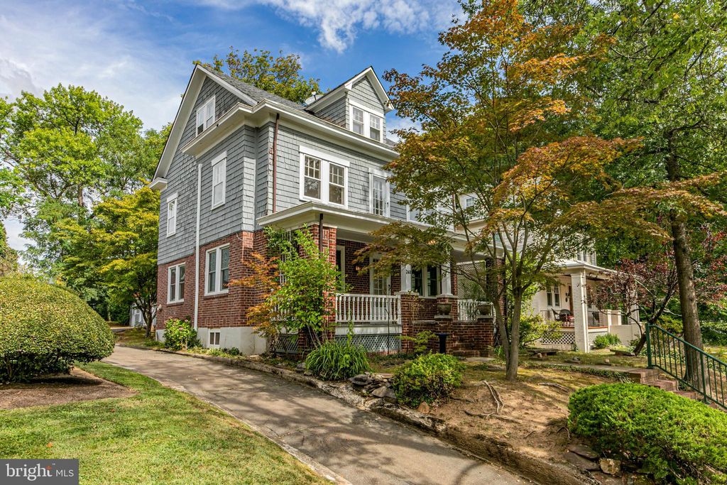 Photo of 248 Hawthorne Avenue, PRINCETON, NJ 08540 (MLS # NJME2065932)