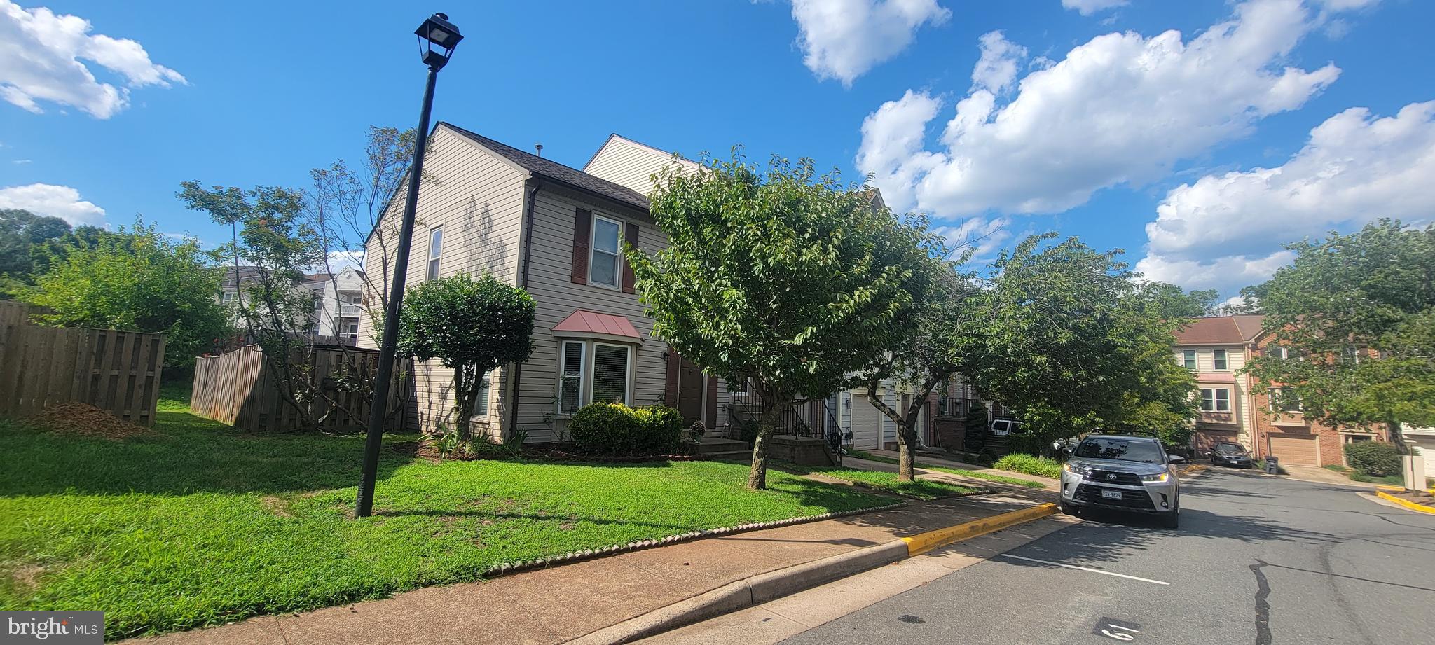 BALLSFORD - Residential