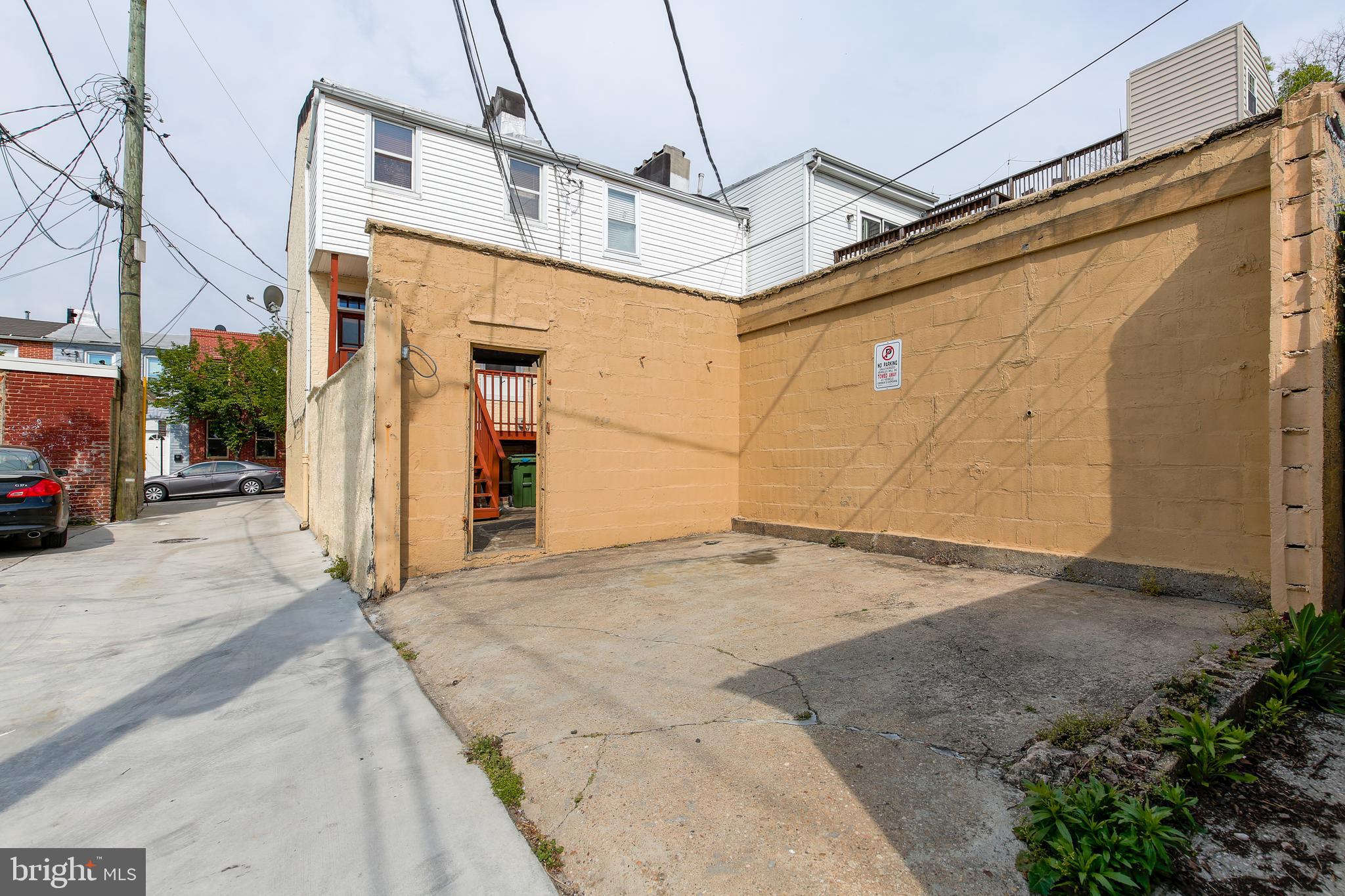 BUTCHER'S HILL - Residential