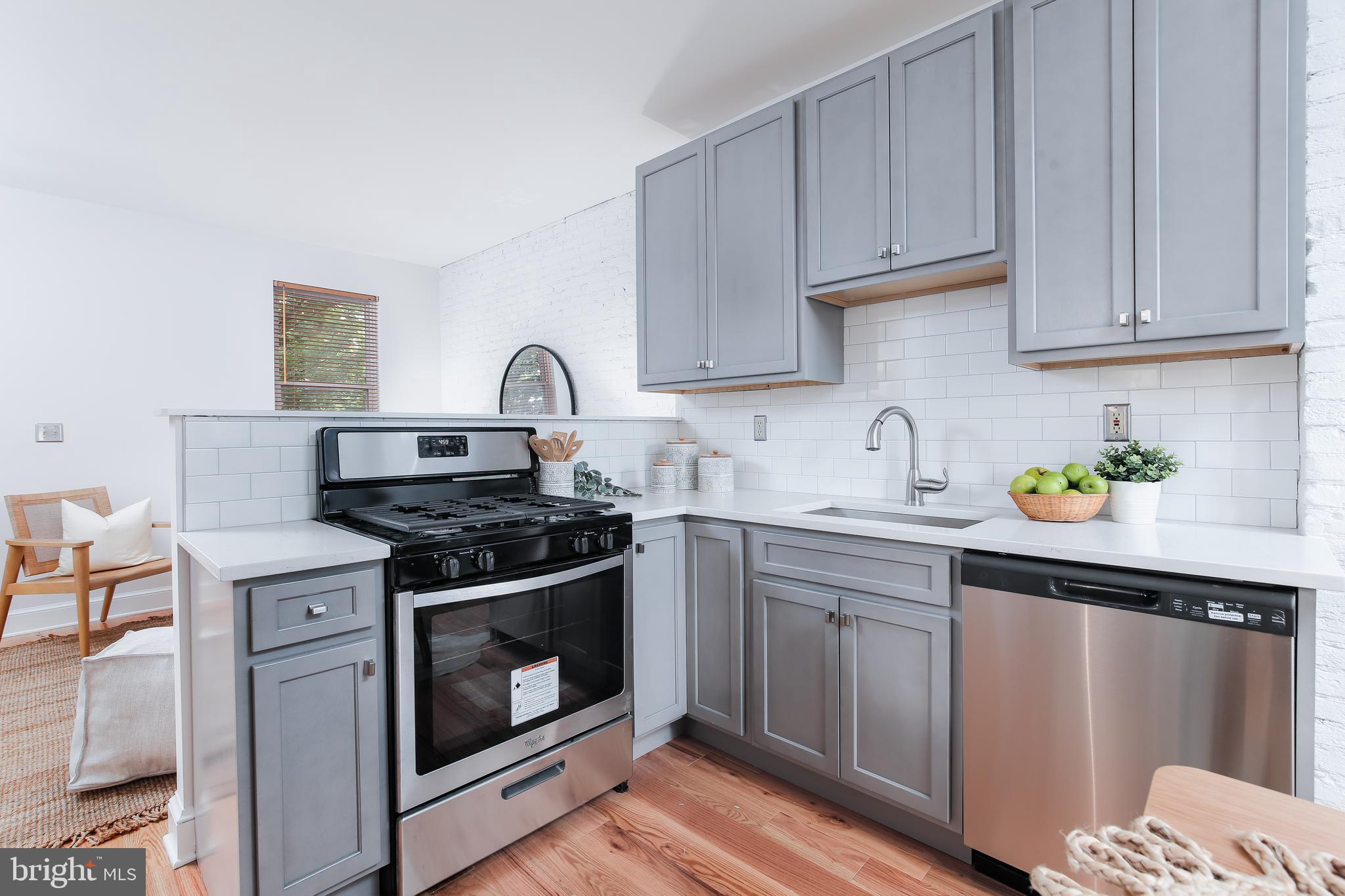 BUTCHER'S HILL - Residential