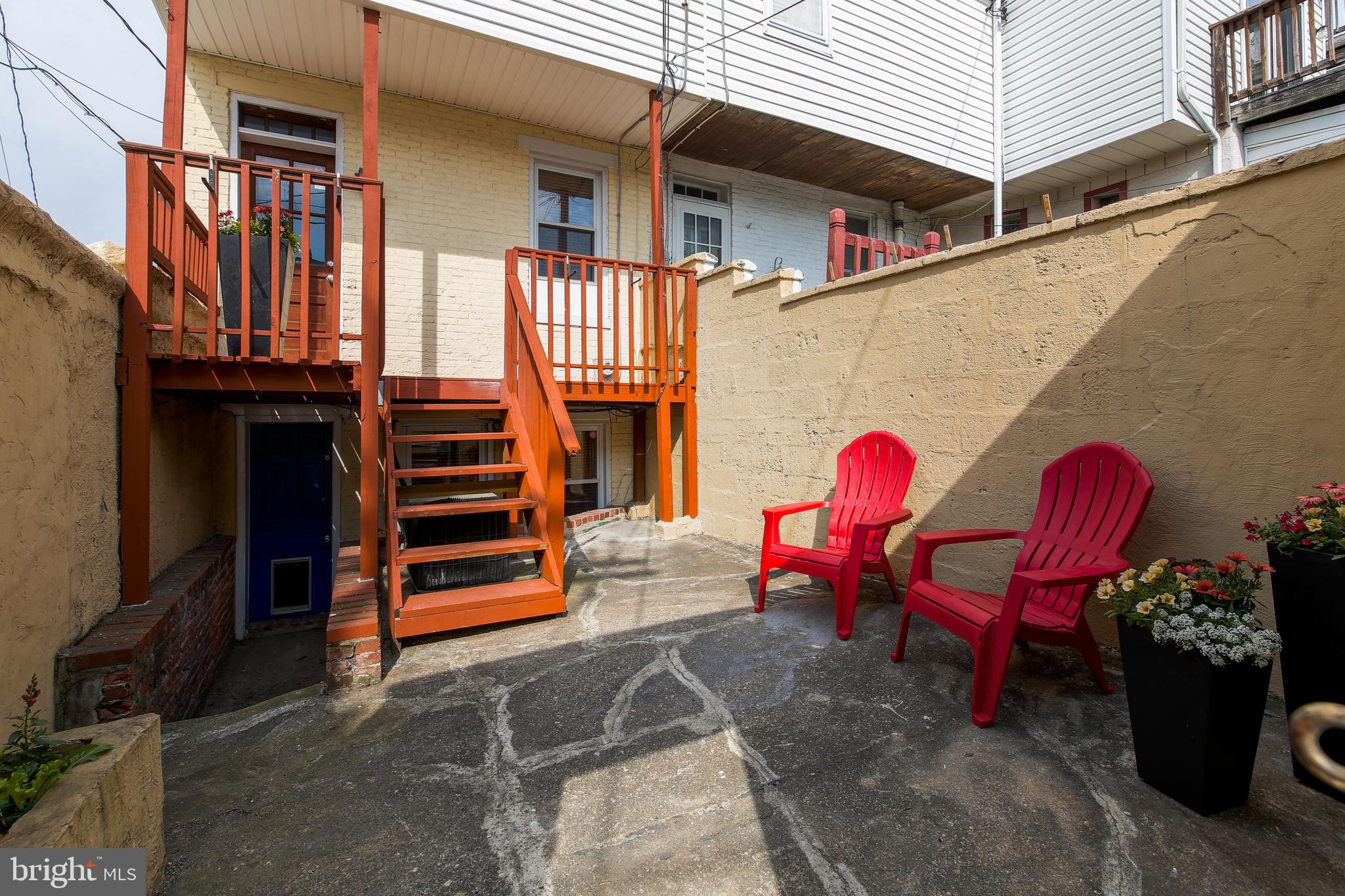 BUTCHER'S HILL - Residential