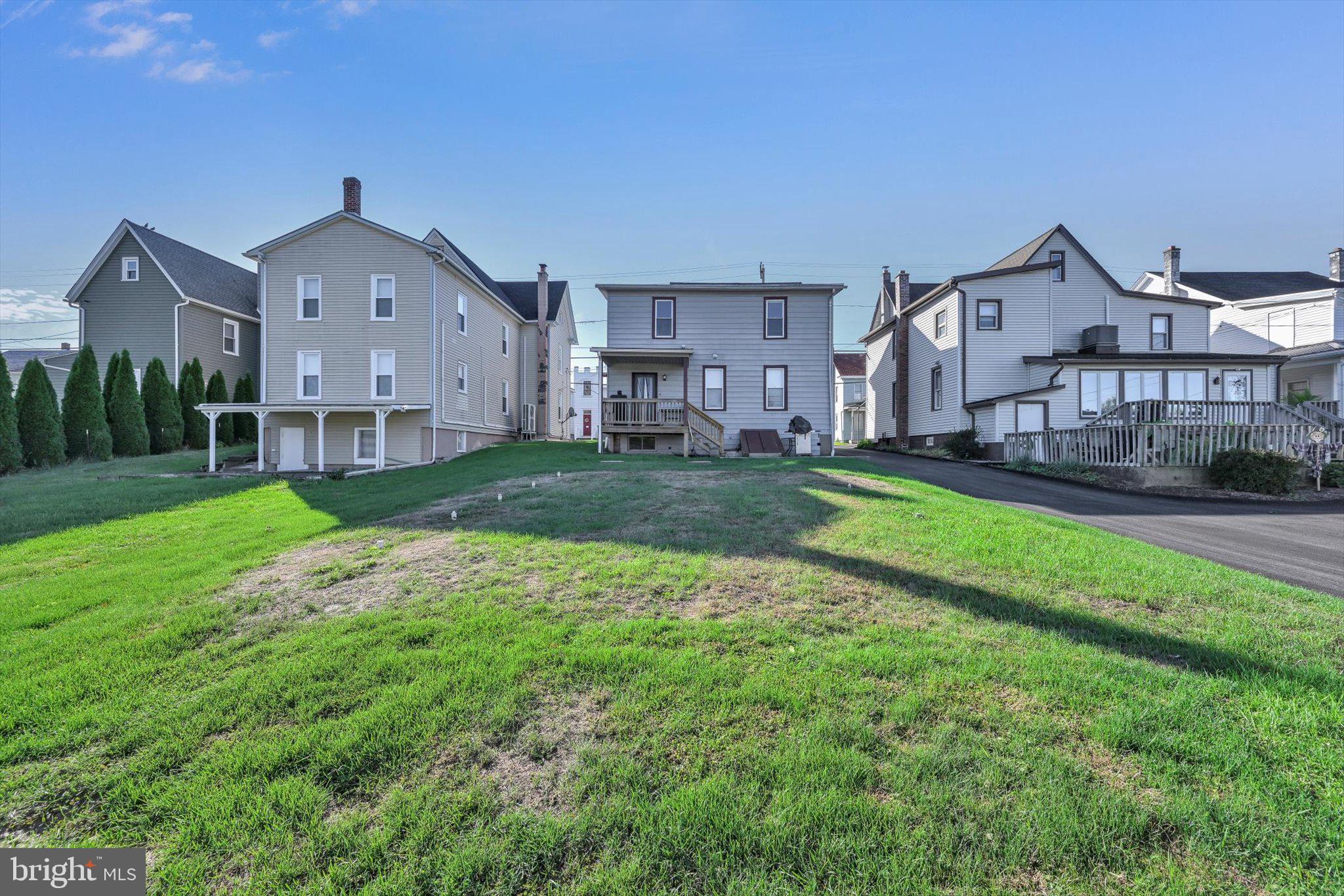 600 E MAIN STREET
