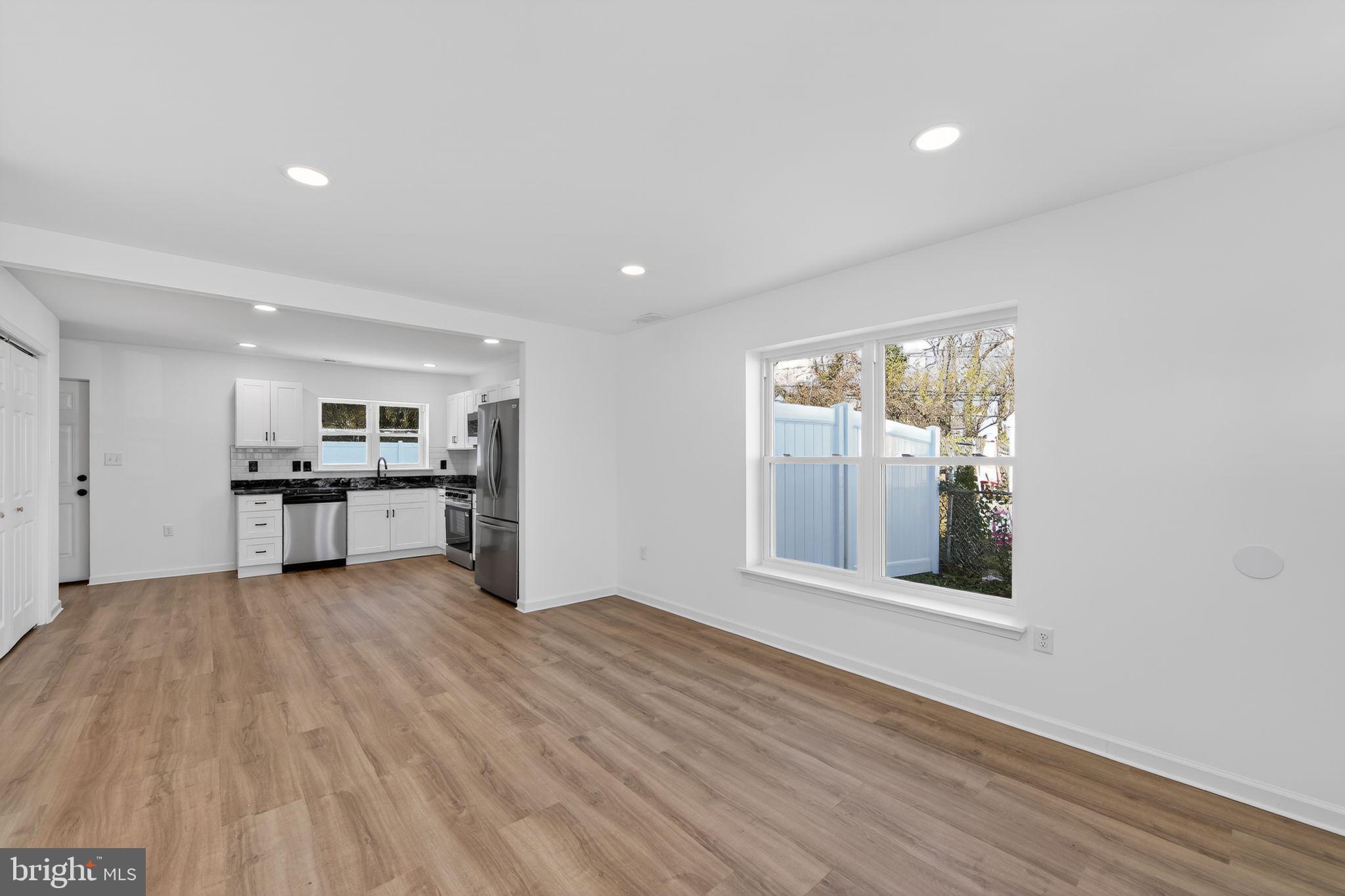 SIMONDS GARDENS - Residential