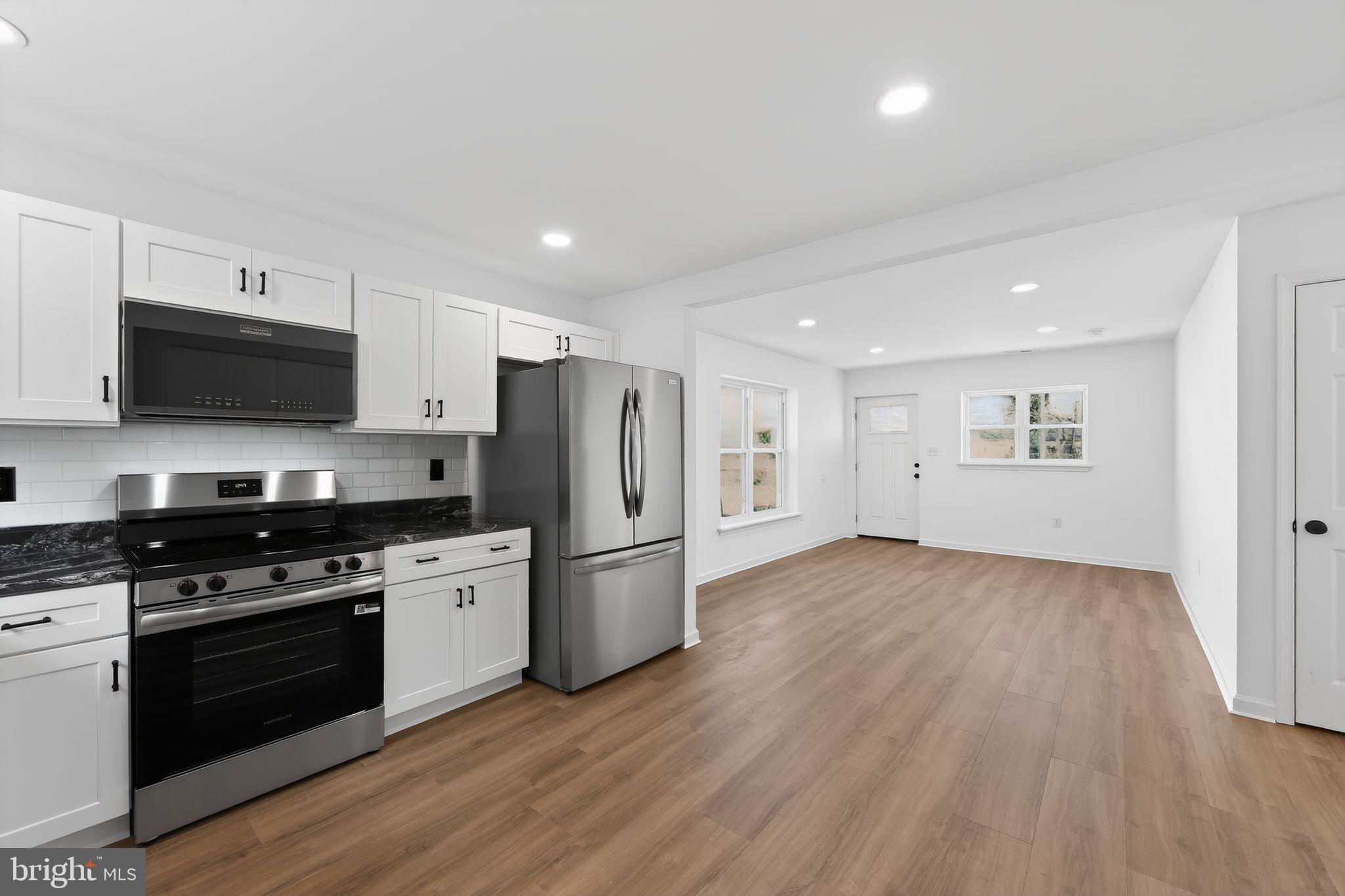 SIMONDS GARDENS - Residential