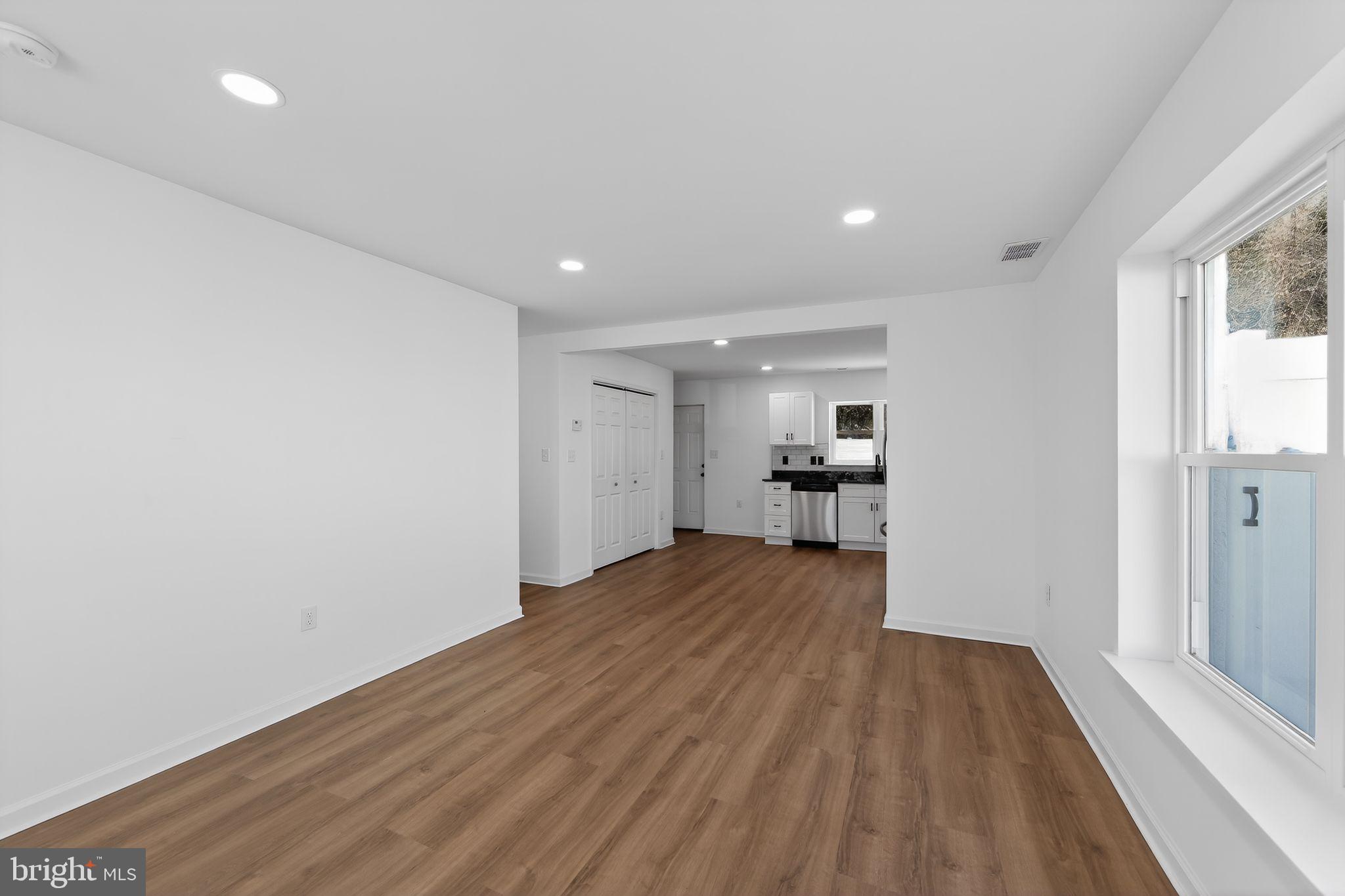 SIMONDS GARDENS - Residential