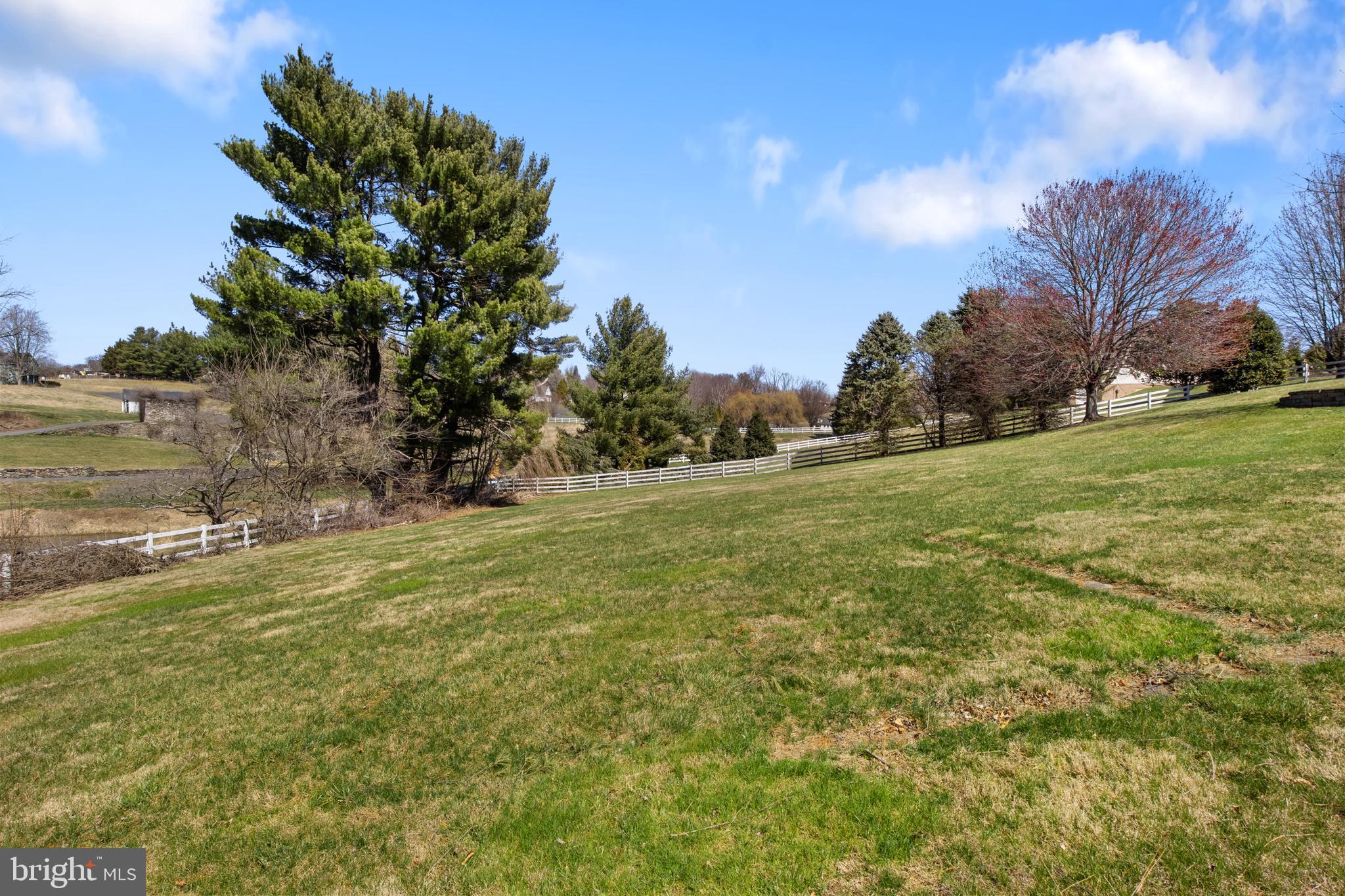 WOODSHIRE VILLAGE - Residential