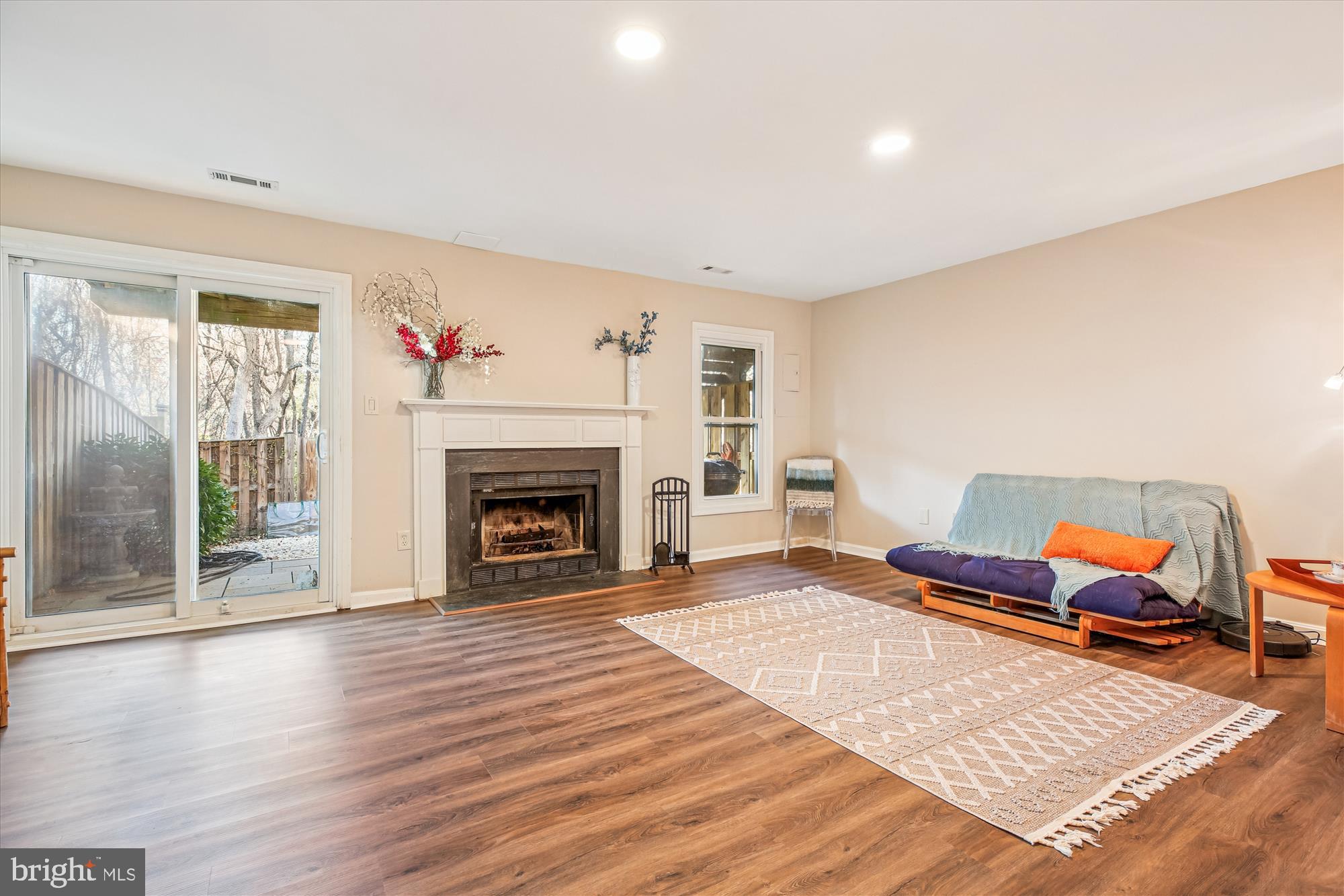 NORBECK MANOR - Residential