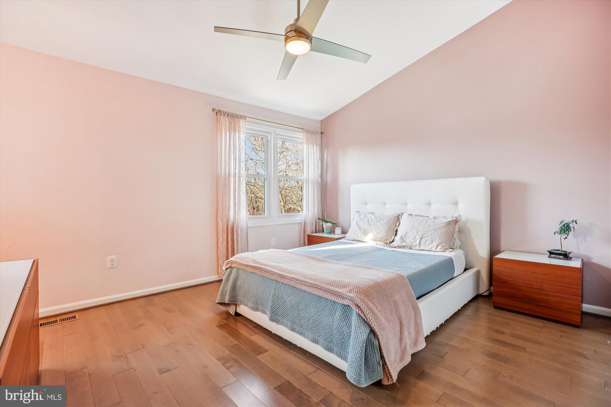 NORBECK MANOR - Residential