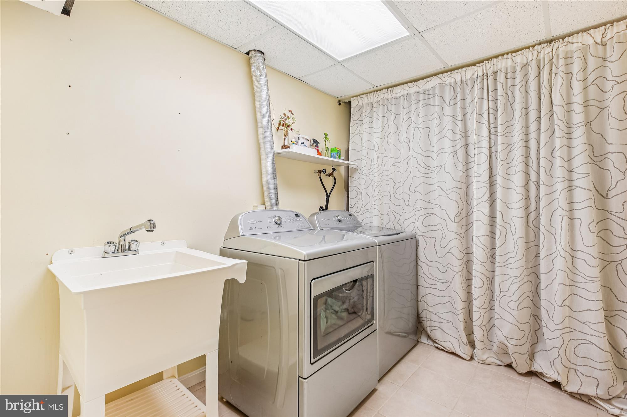 NORBECK MANOR - Residential