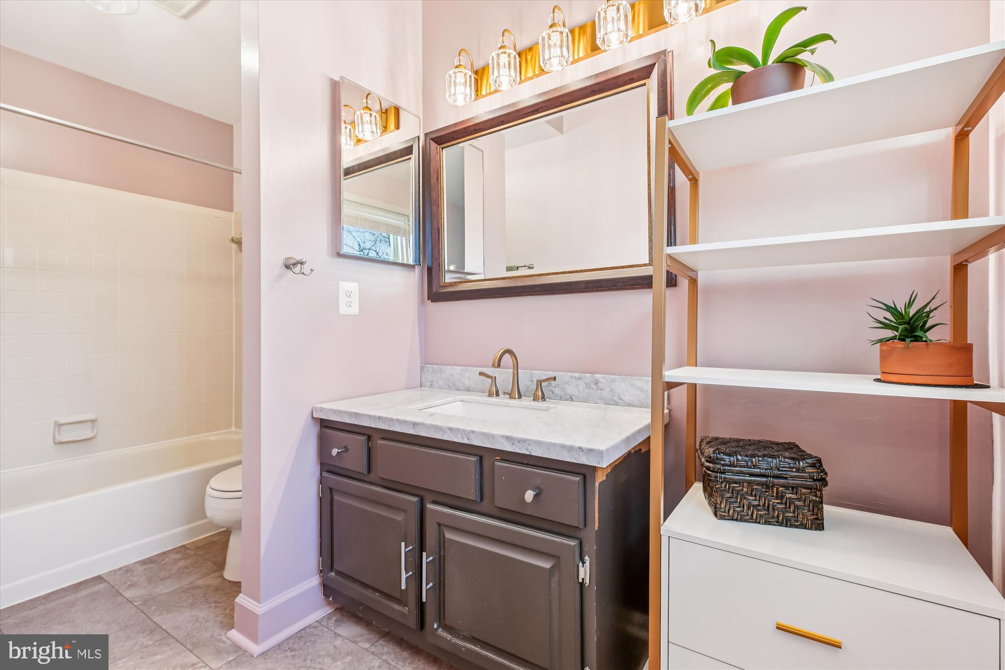 NORBECK MANOR - Residential