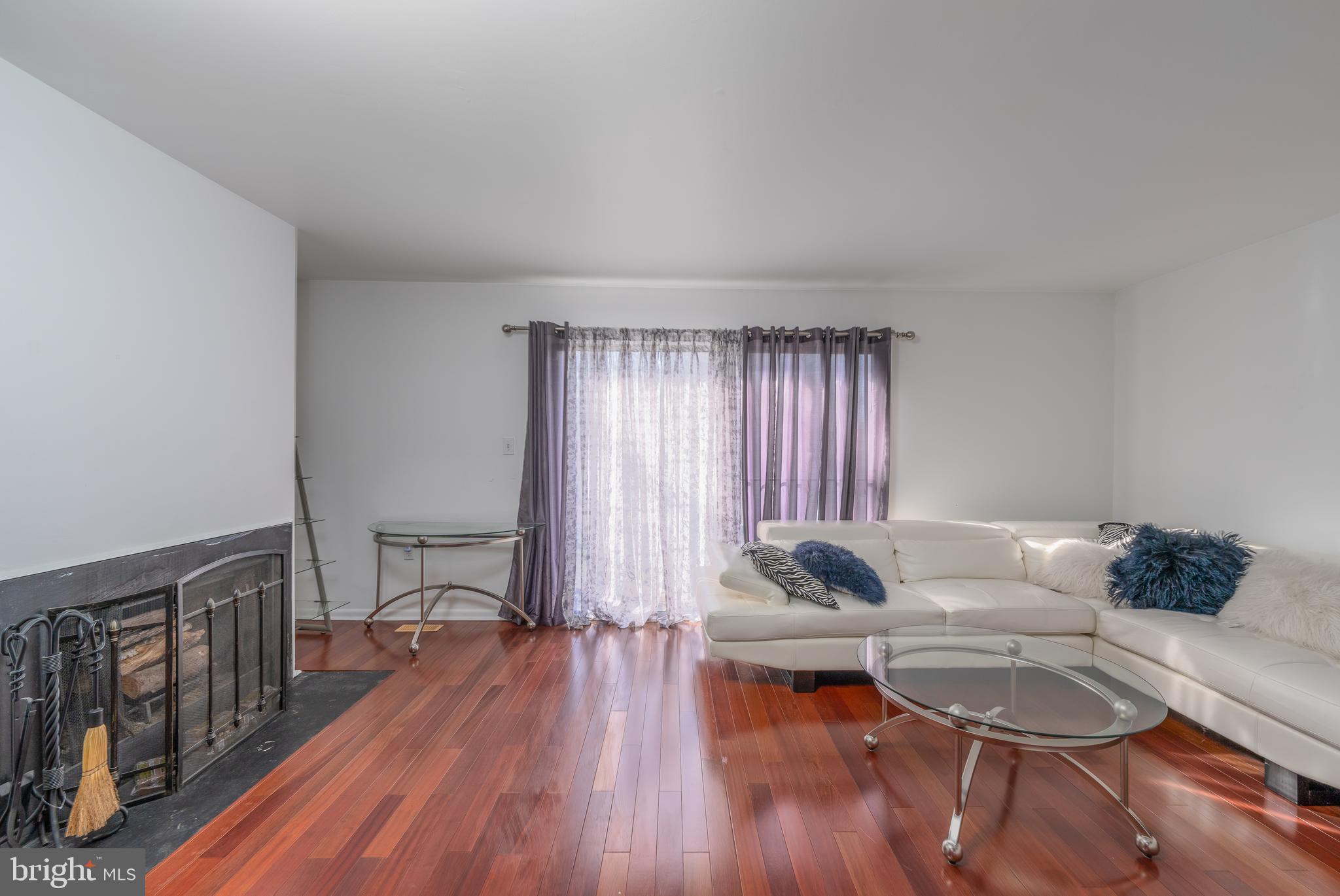 THE CEDARS - Residential