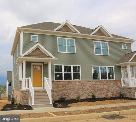 Photo of 55 COASTAL AVE #28, EPHRATA, PA 17522 (MLS # PALA2032732)