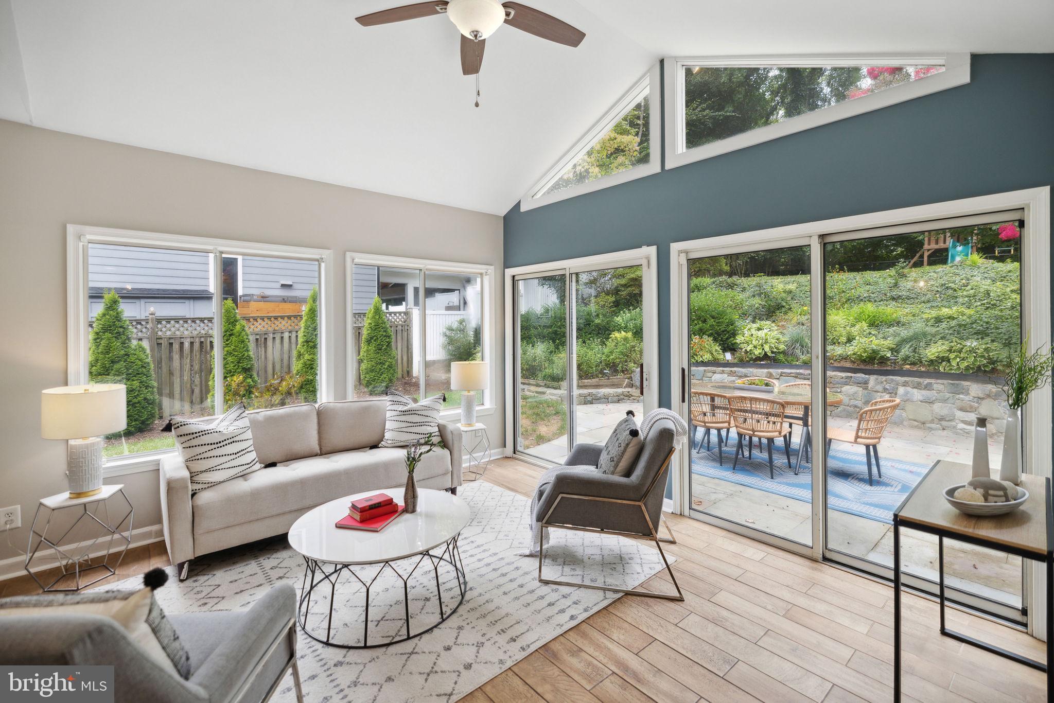 BURNING TREE VALLEY - Residential