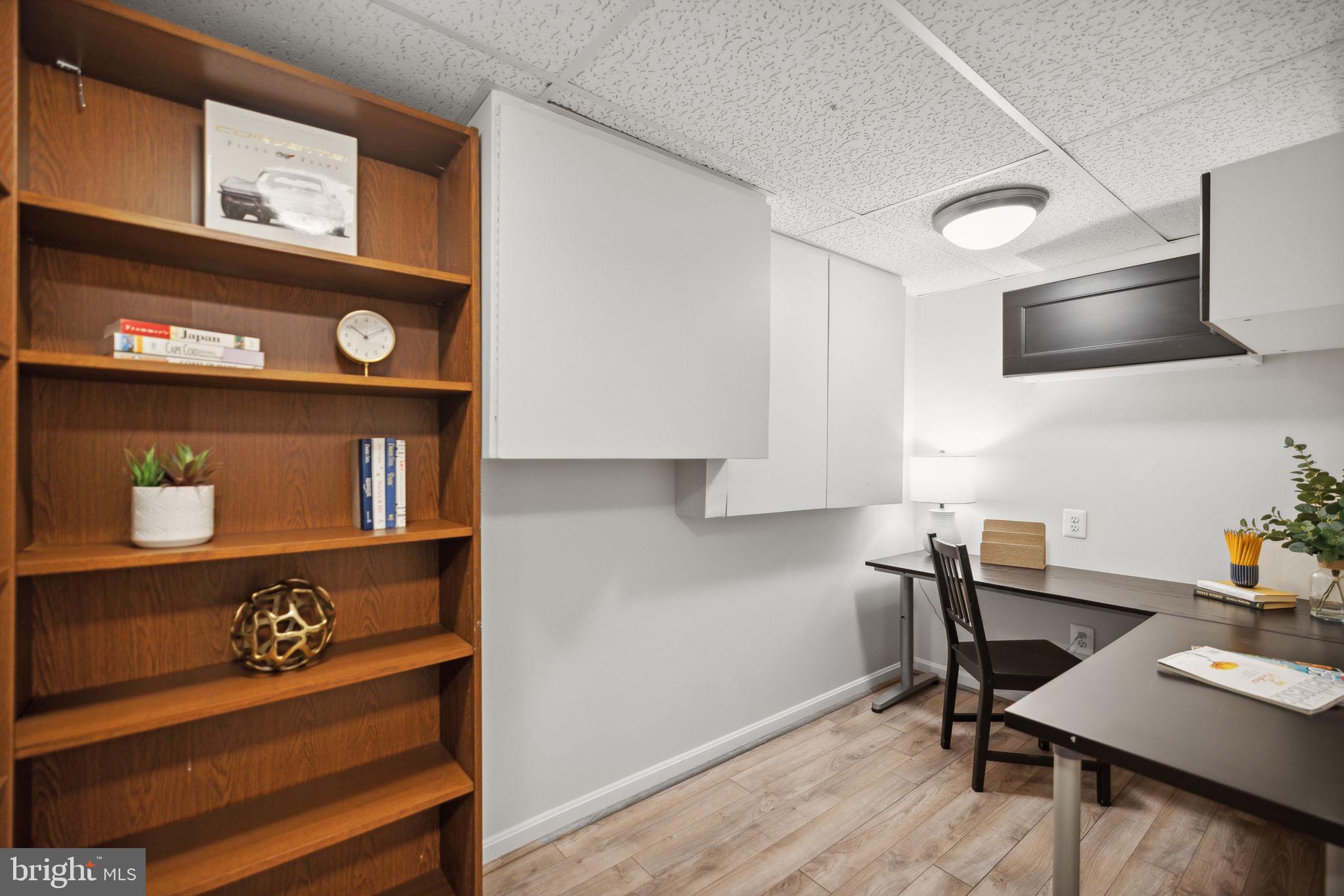 BURNING TREE VALLEY - Residential