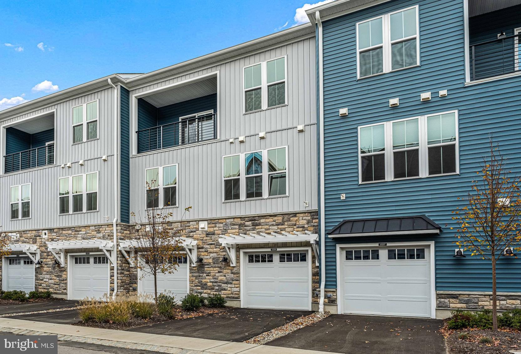 10206 DONATELLO DRIVE