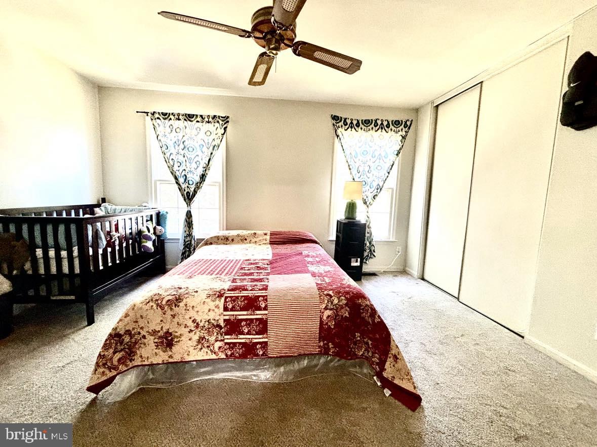 HERITAGE SQUARE - Residential