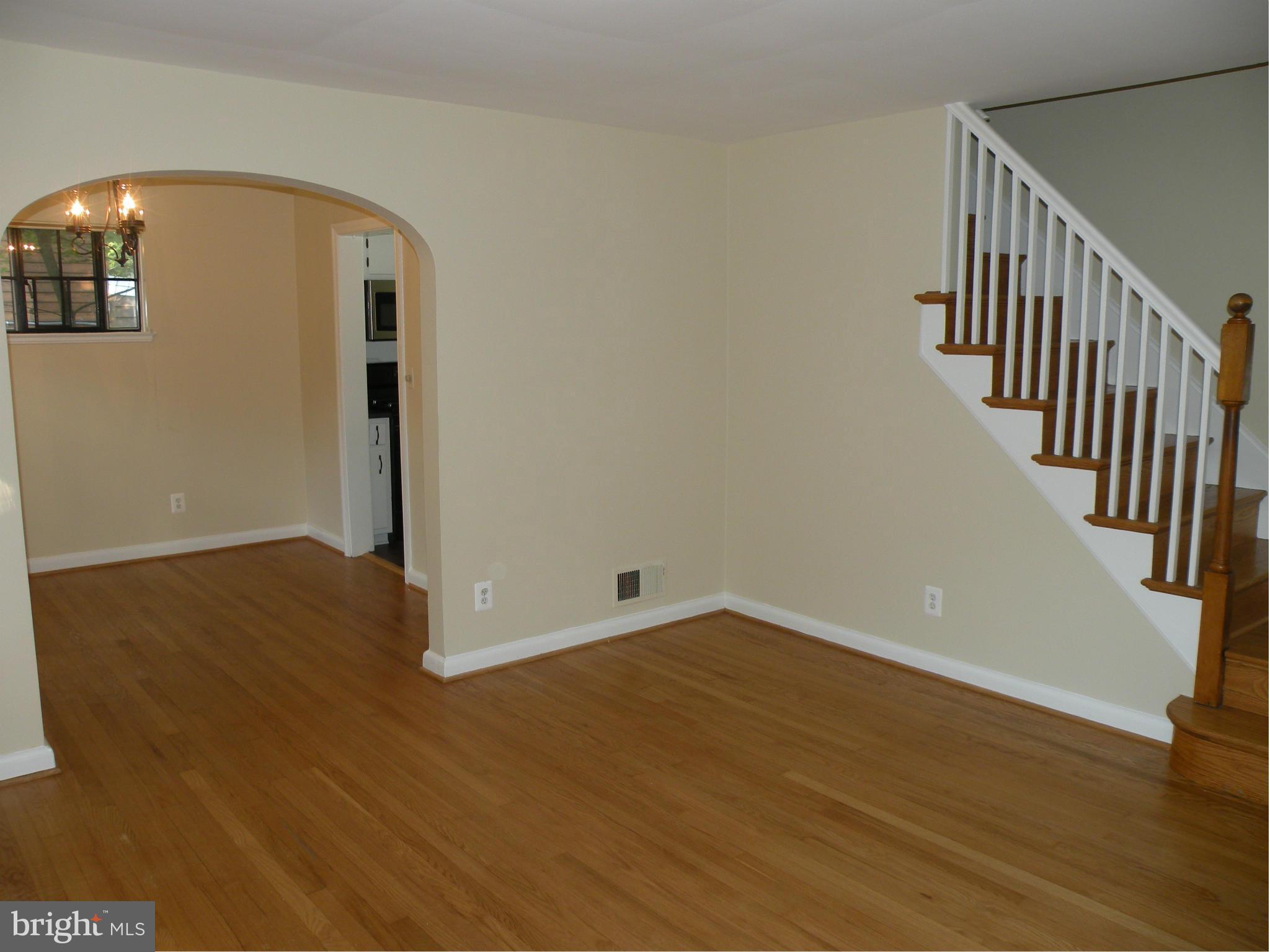 BEVERLY HILLS - Residential Lease