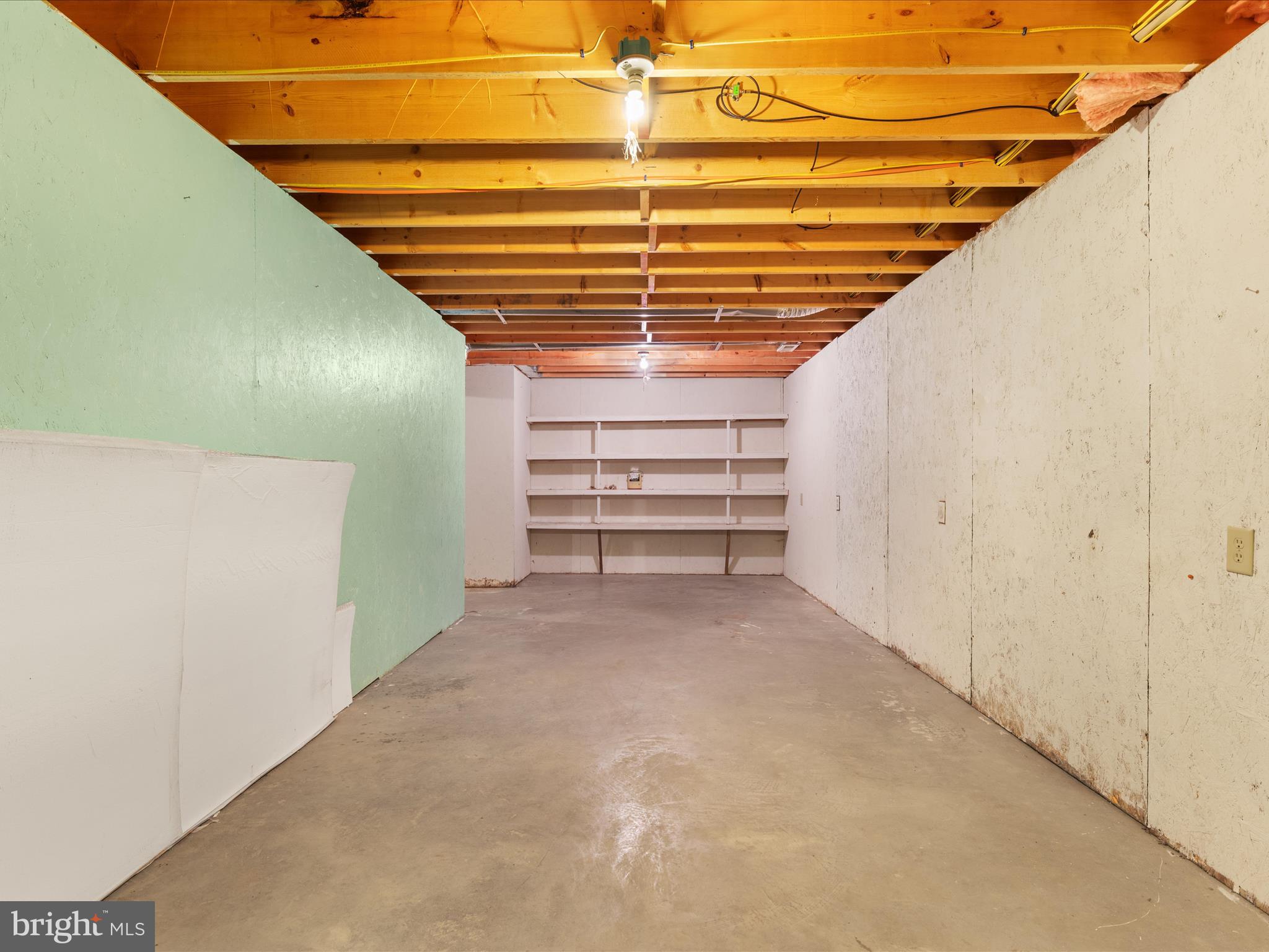 VALLEY ACRES - Residential