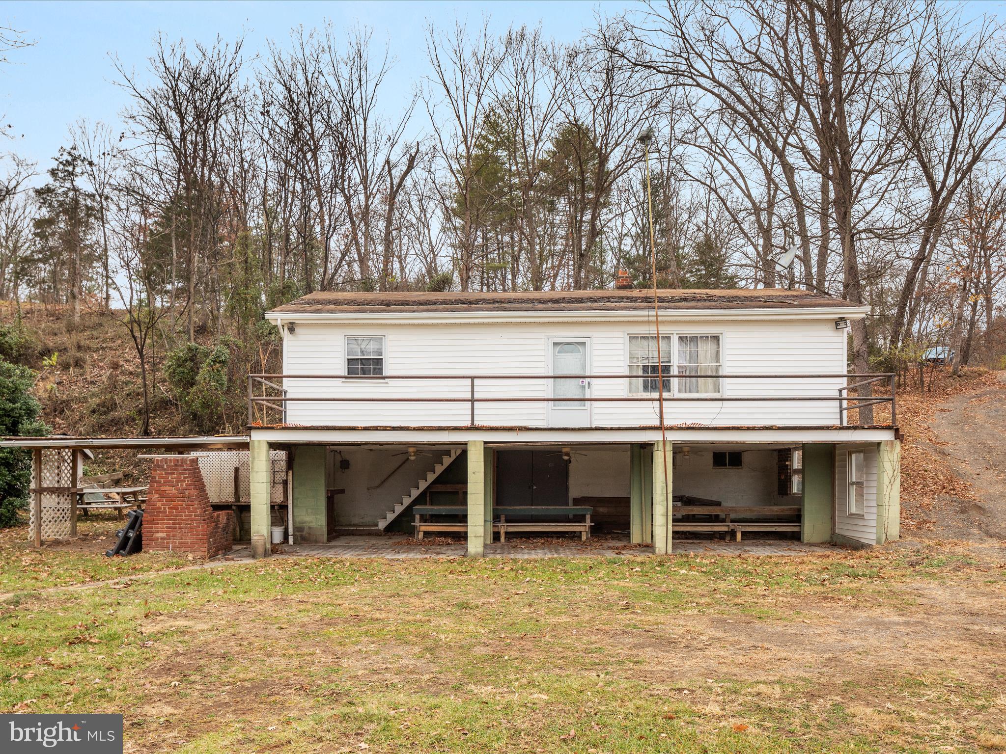 VALLEY ACRES - Residential