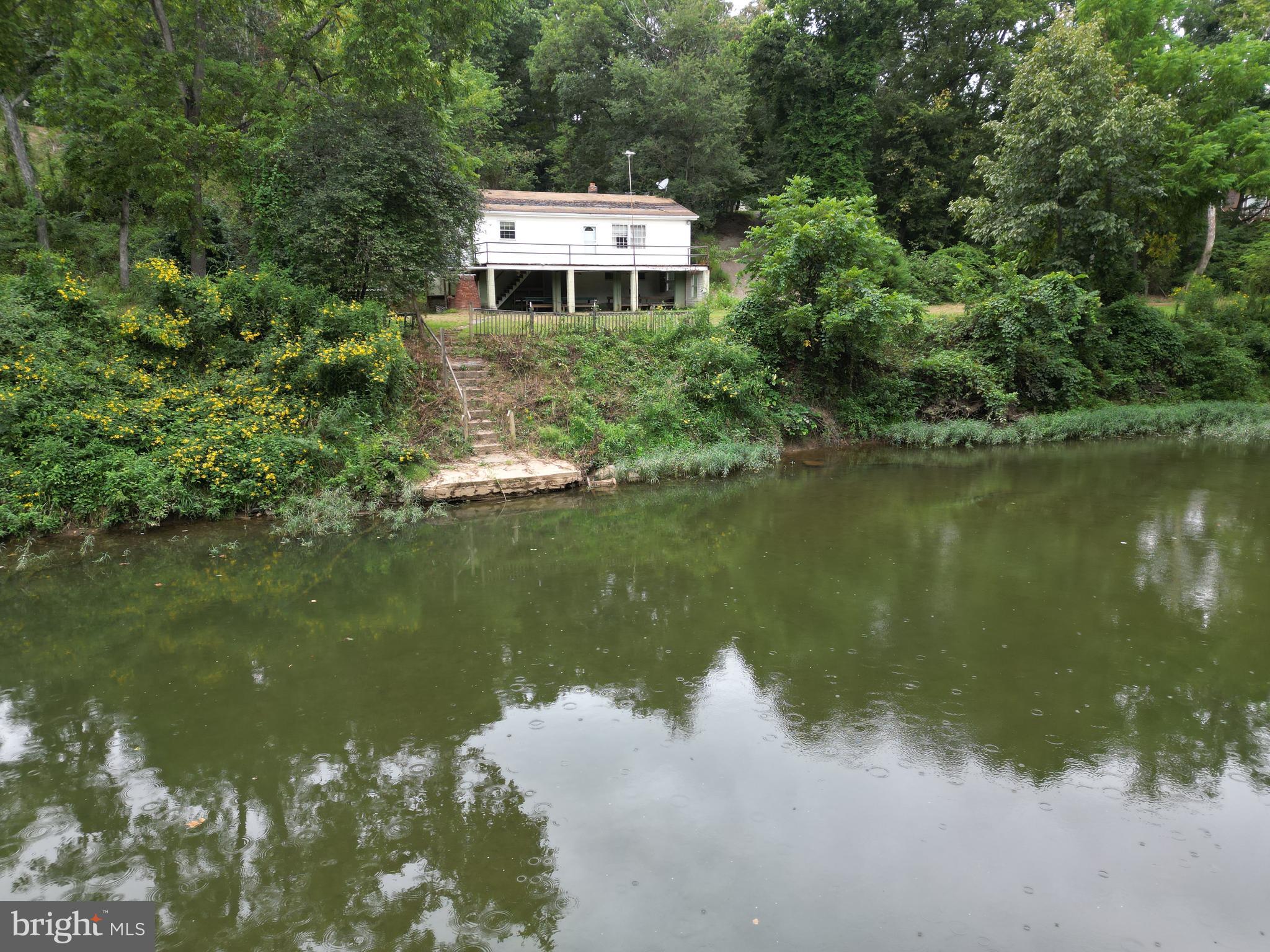 VALLEY ACRES - Residential