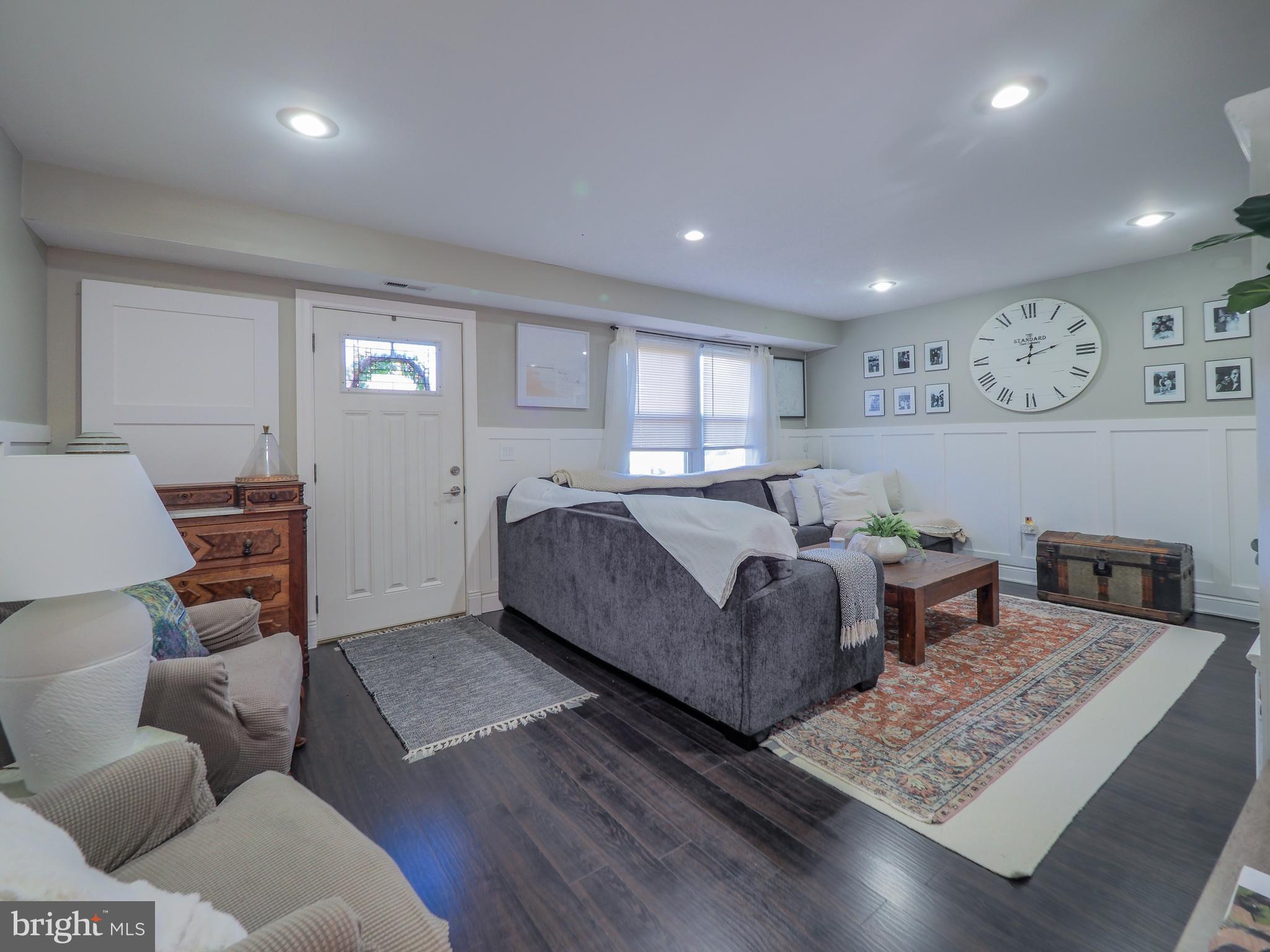 OXFORD ACRES - Residential