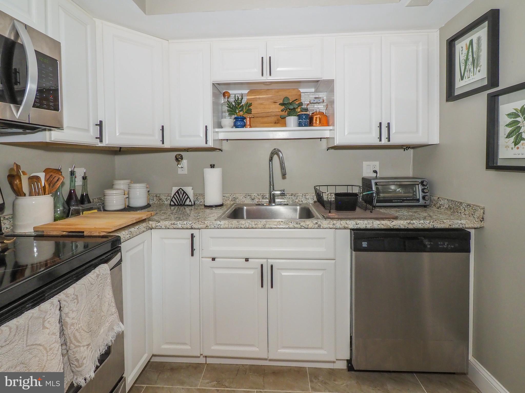 OXFORD ACRES - Residential