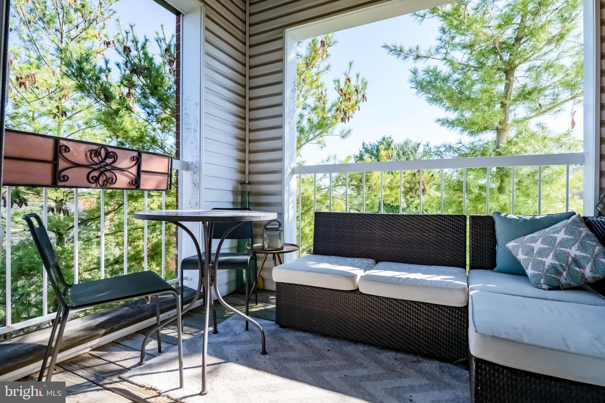 HILLWOOD - Residential Lease